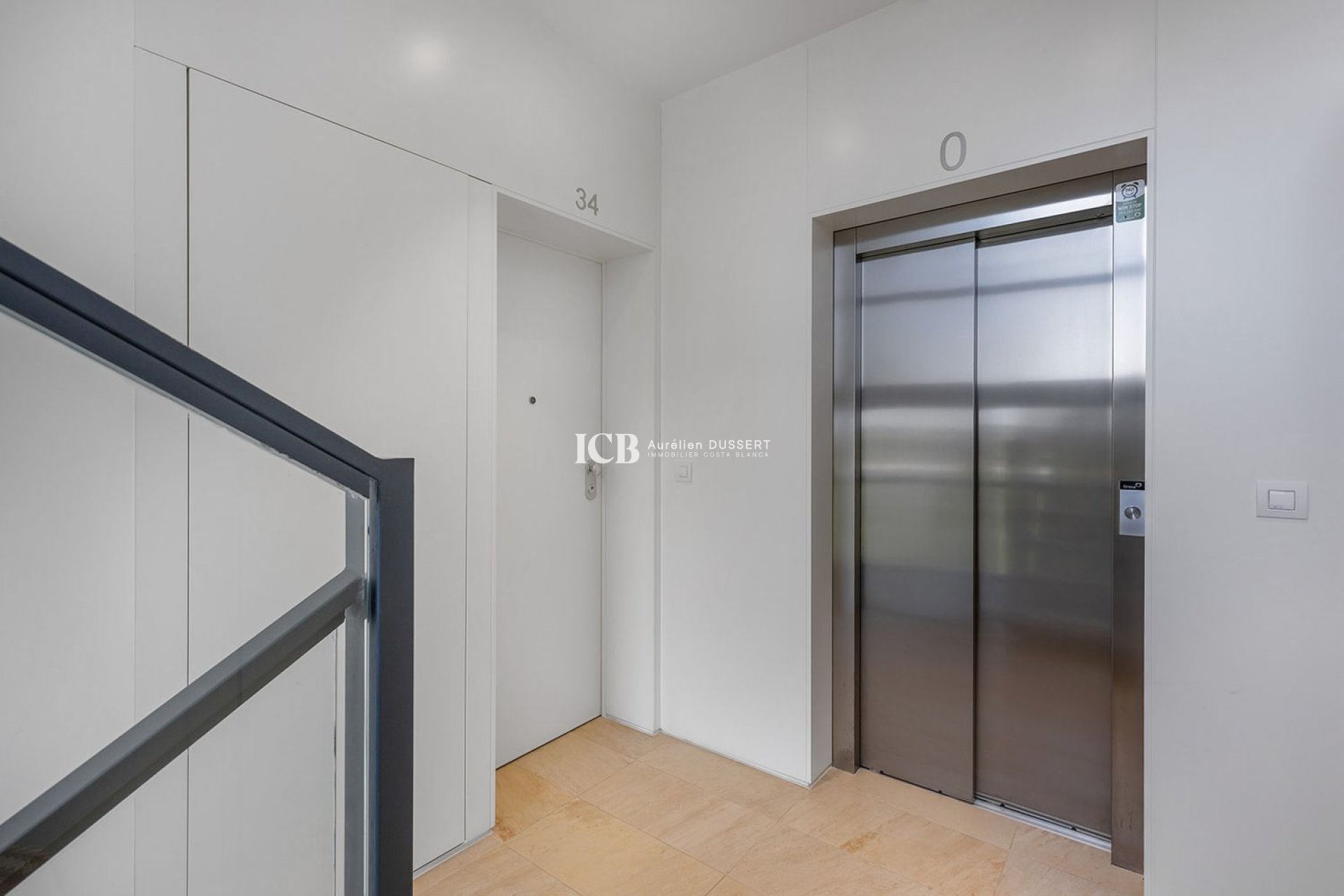 Resale - Apartment / flat -
Las Colinas Golf