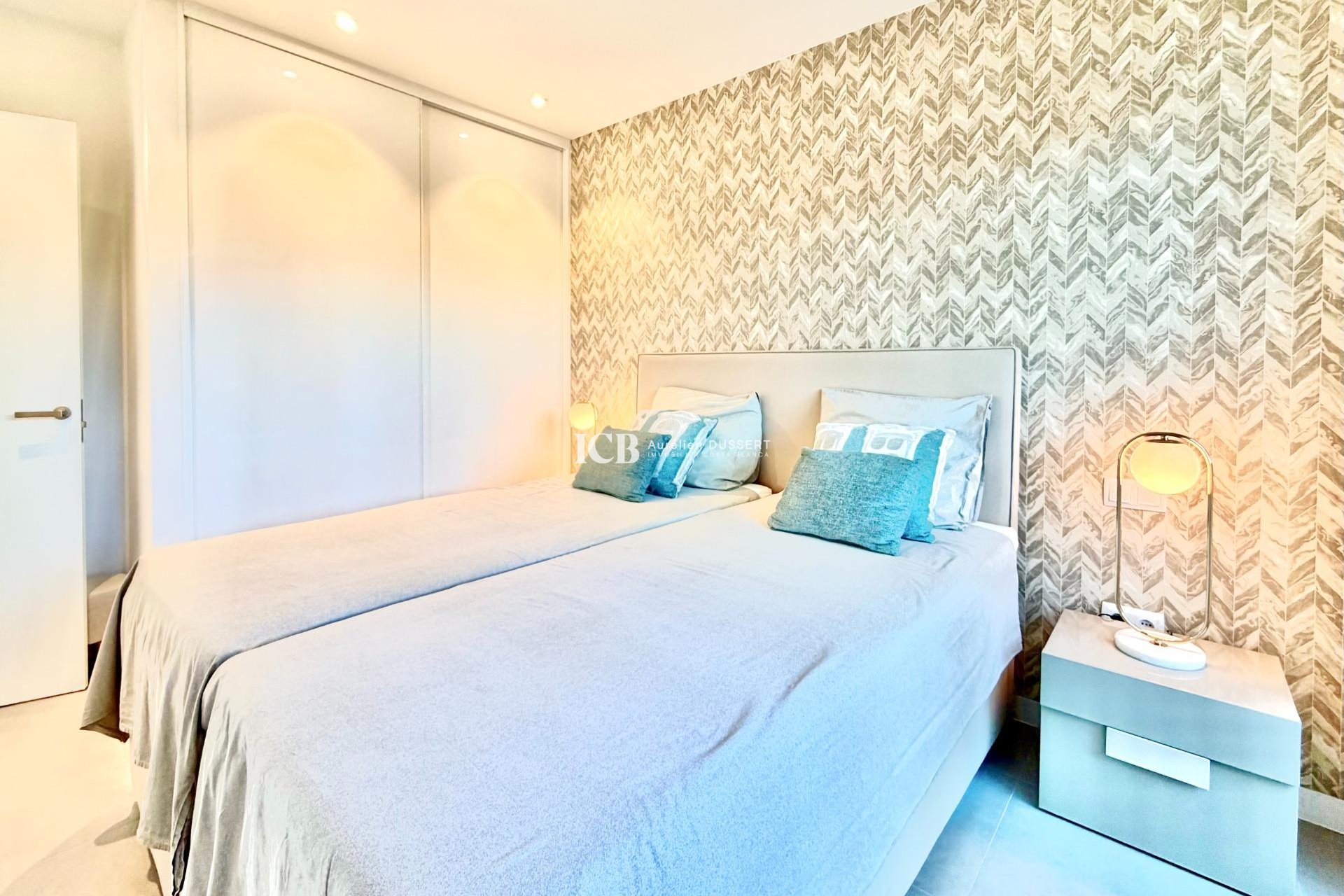 Resale - Apartment / flat -
Las Colinas Golf