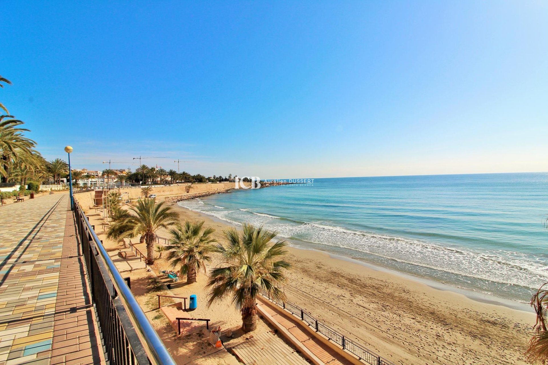 Resale - Apartment / flat -
Los Altos - Torrevieja