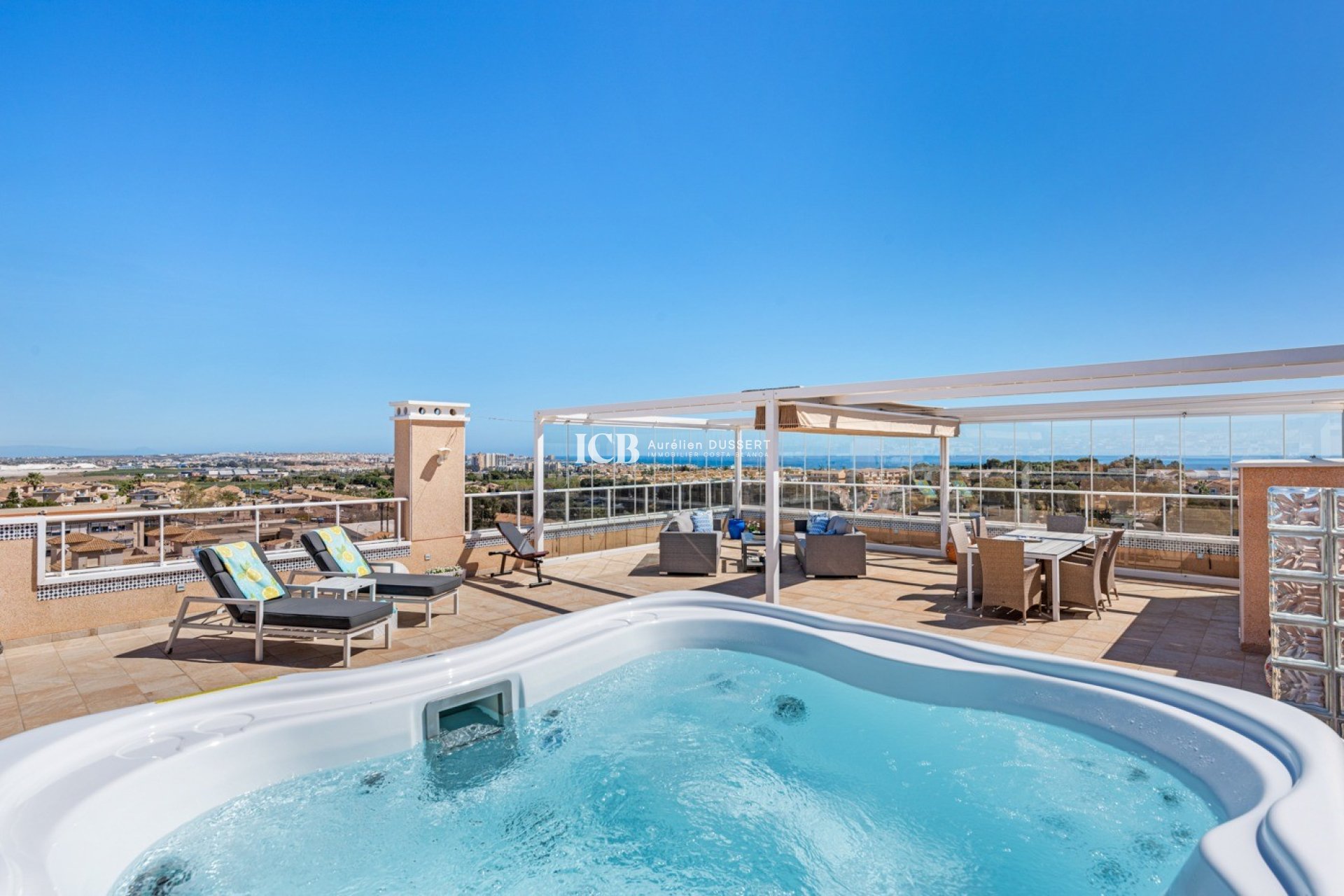 Resale - Apartment / flat -
Los Altos - Torrevieja