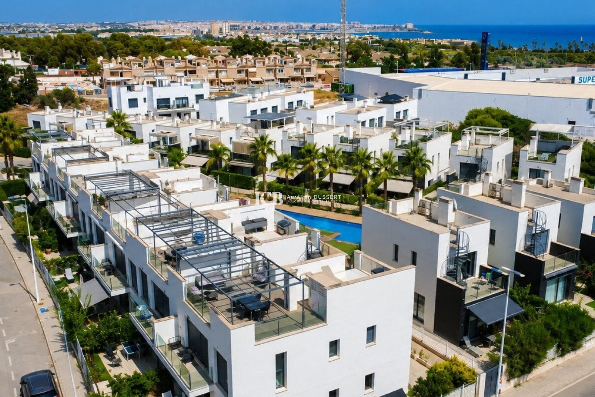 Resale - Apartment / flat -
Los Altos - Torrevieja