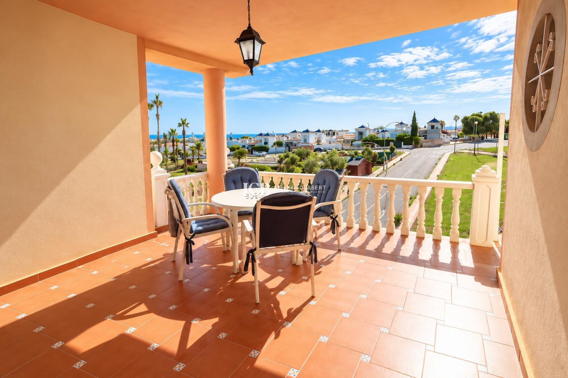 Resale - Apartment / flat -
Los Altos - Torrevieja