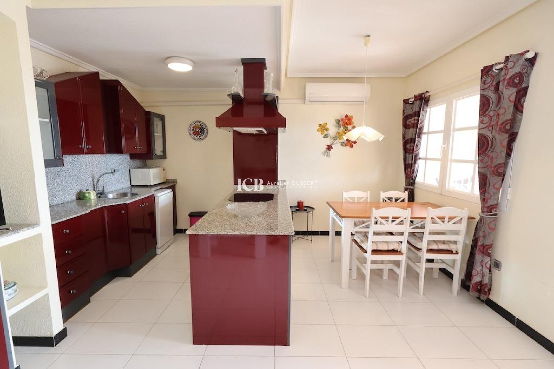 Resale - Apartment / flat -
Los Altos - Torrevieja