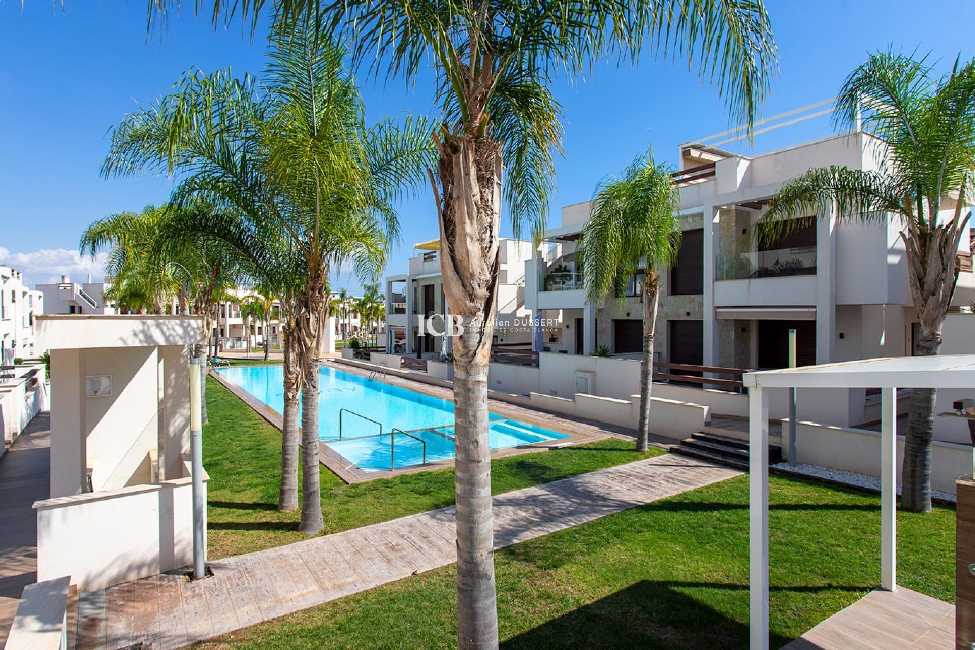 Resale - Apartment / flat -
Los Balcones - Torrevieja