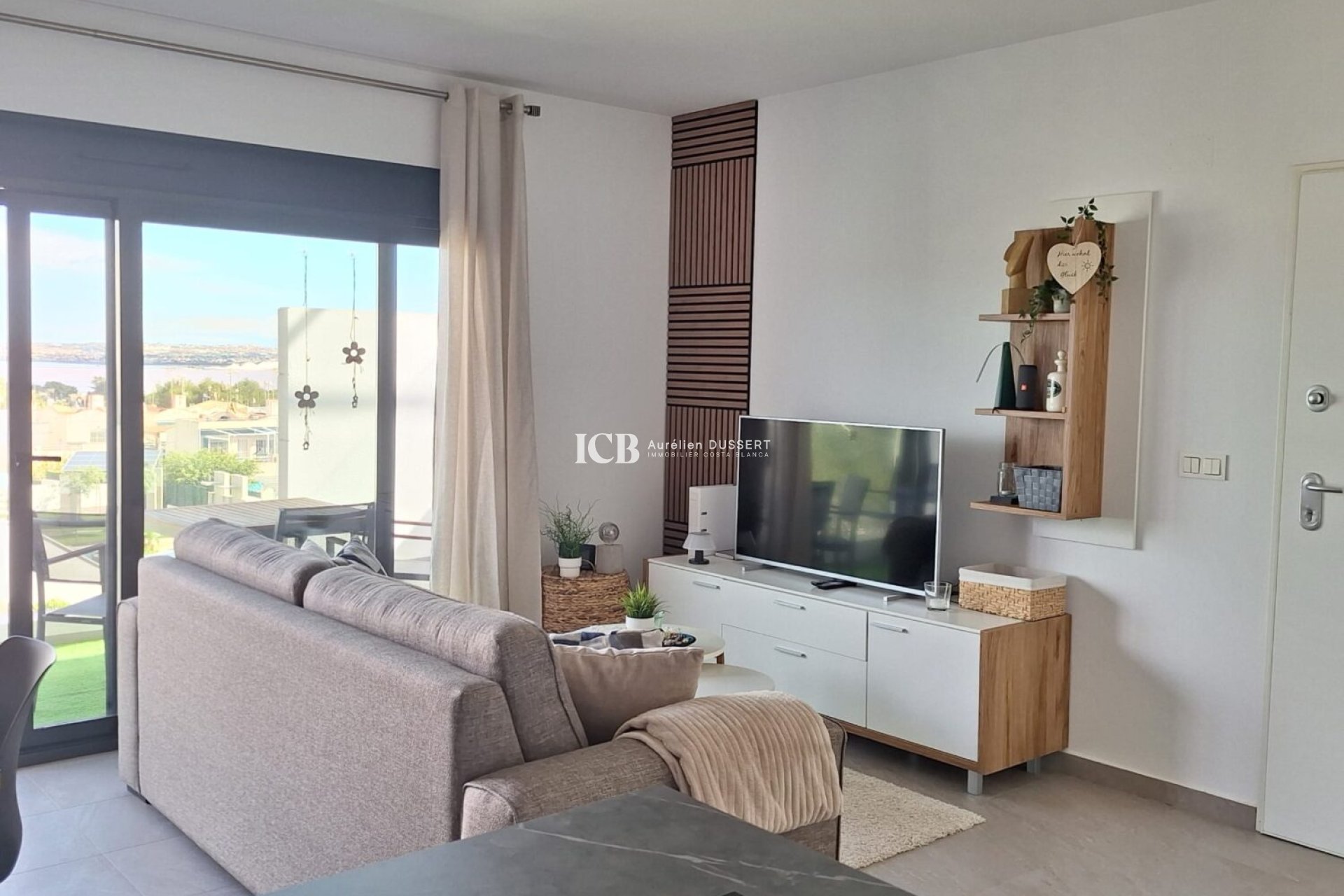Resale - Apartment / flat -
Los Balcones - Torrevieja