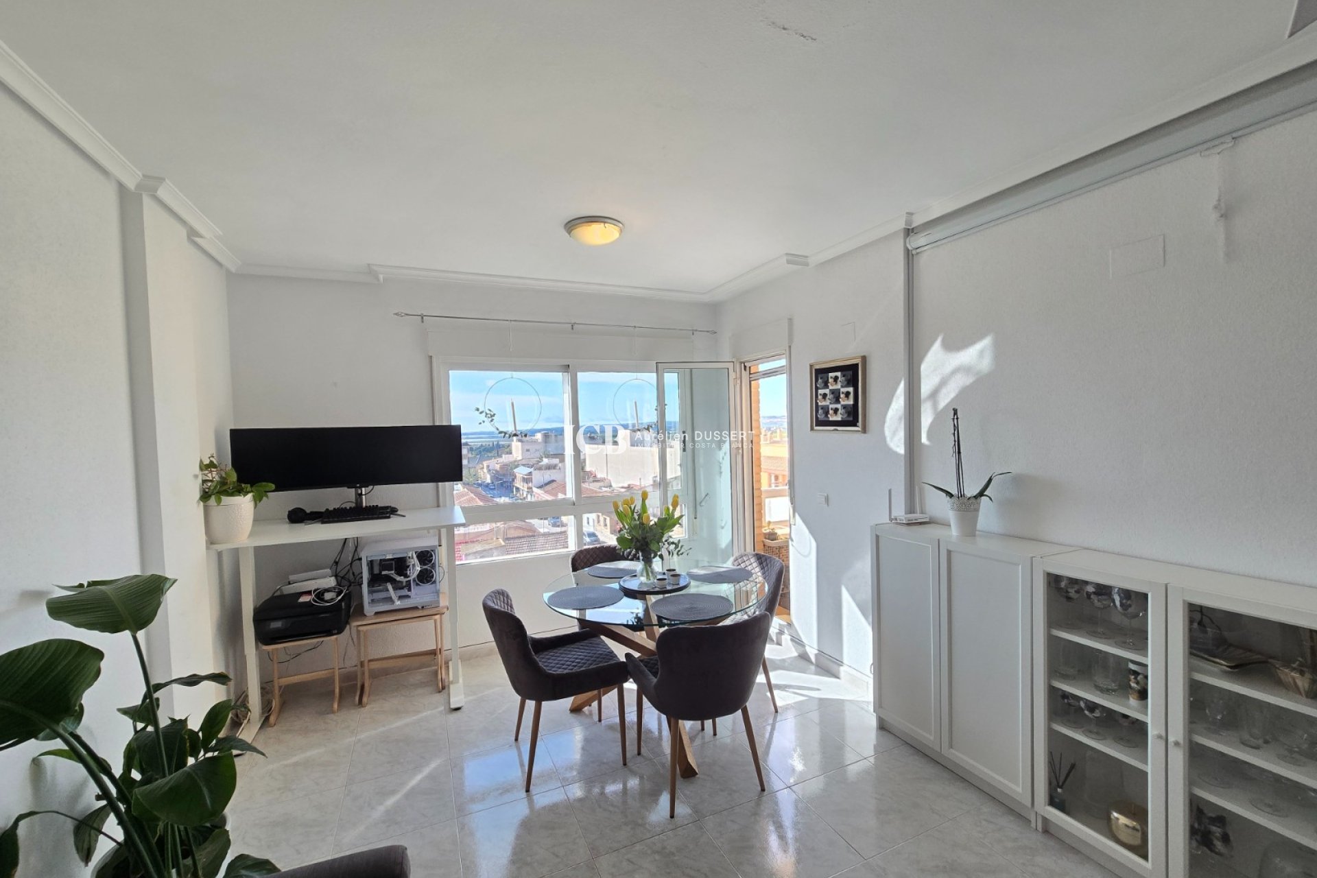 Resale - Apartment / flat -
Los Montesinos - Centro