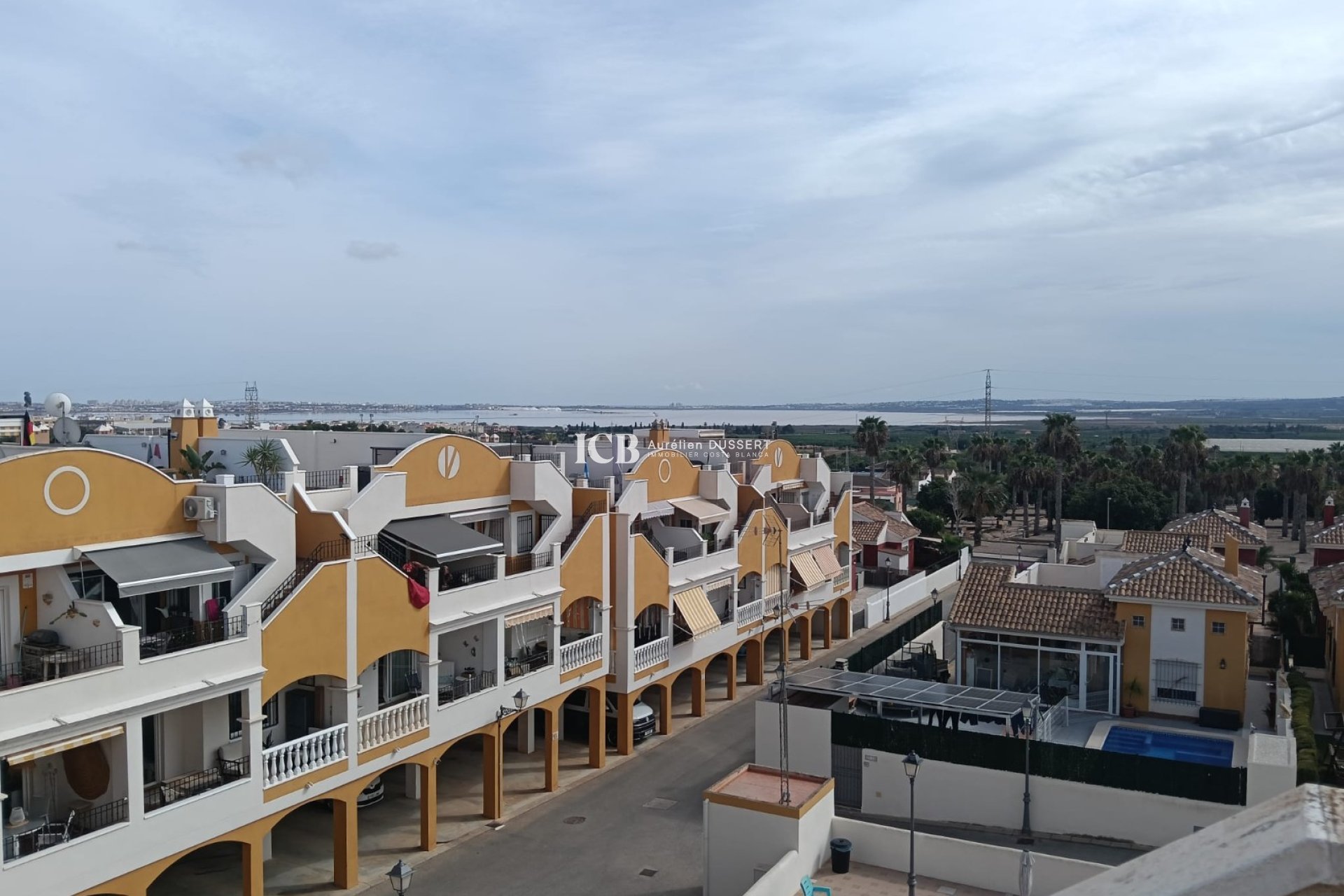Resale - Apartment / flat -
Los Montesinos