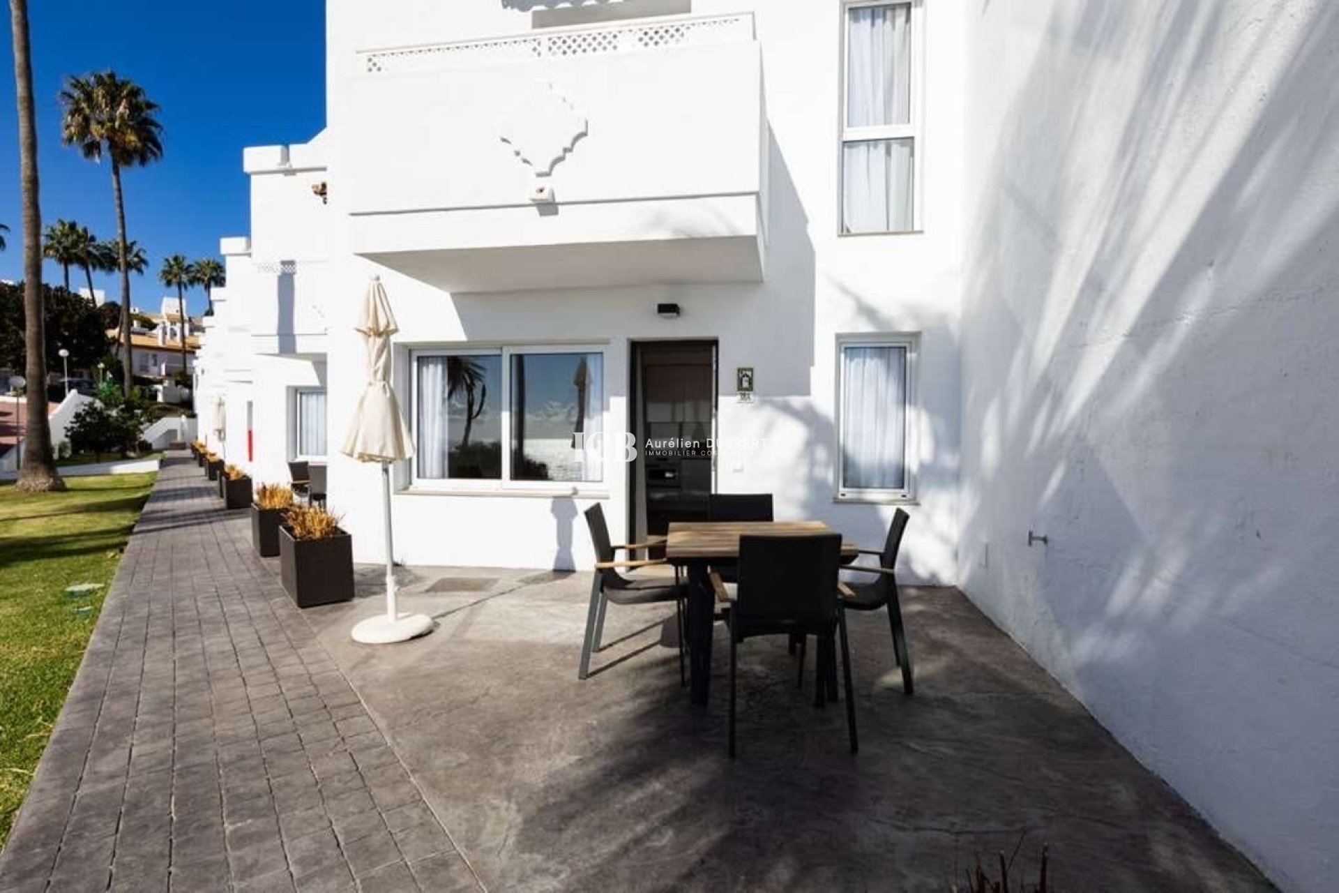 Resale - Apartment / flat -
Mijas Costa