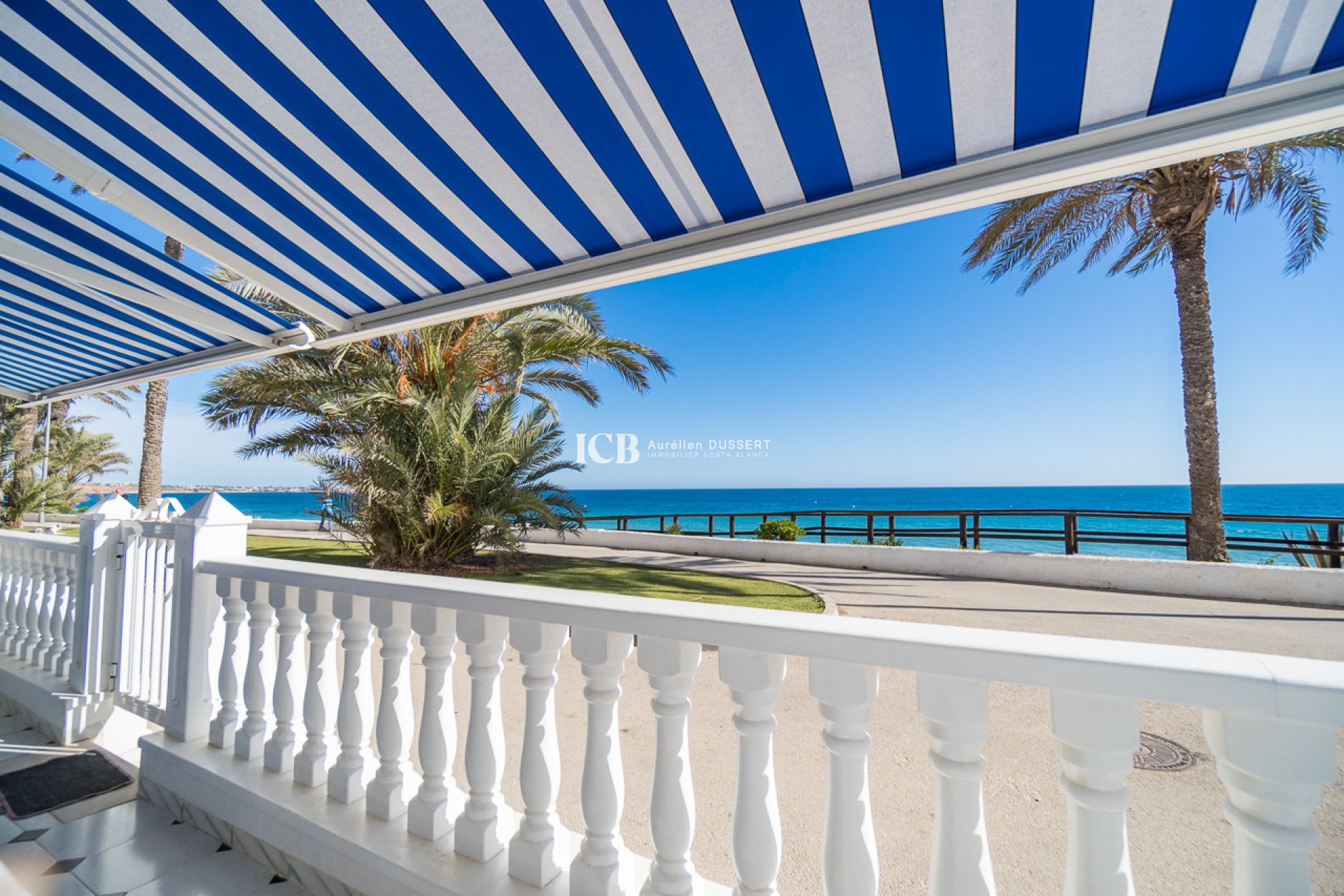 Resale - Apartment / flat -
Mil Palmeras - Beach