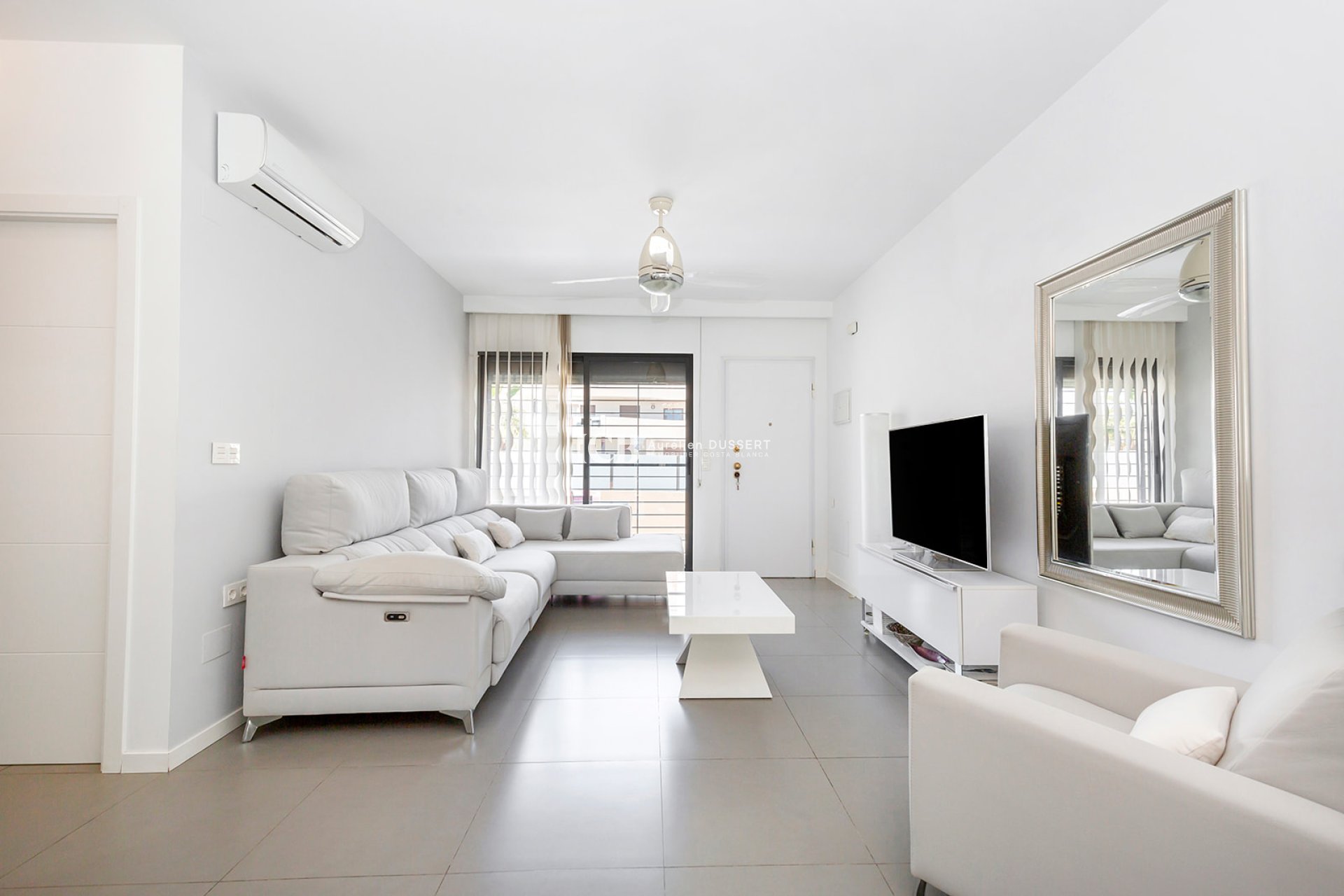 Resale - Apartment / flat -
Mil Palmeras