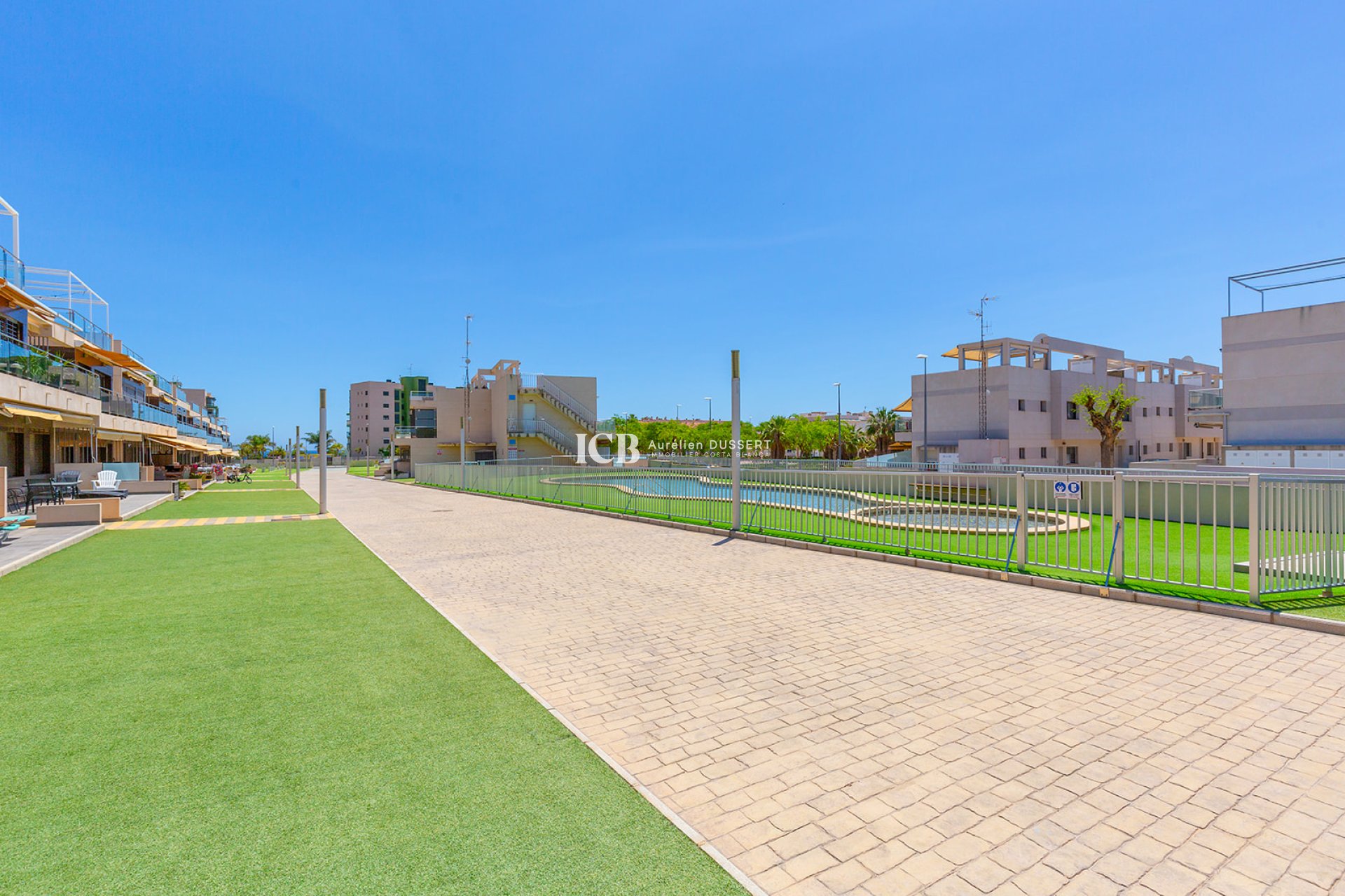 Resale - Apartment / flat -
Mil Palmeras