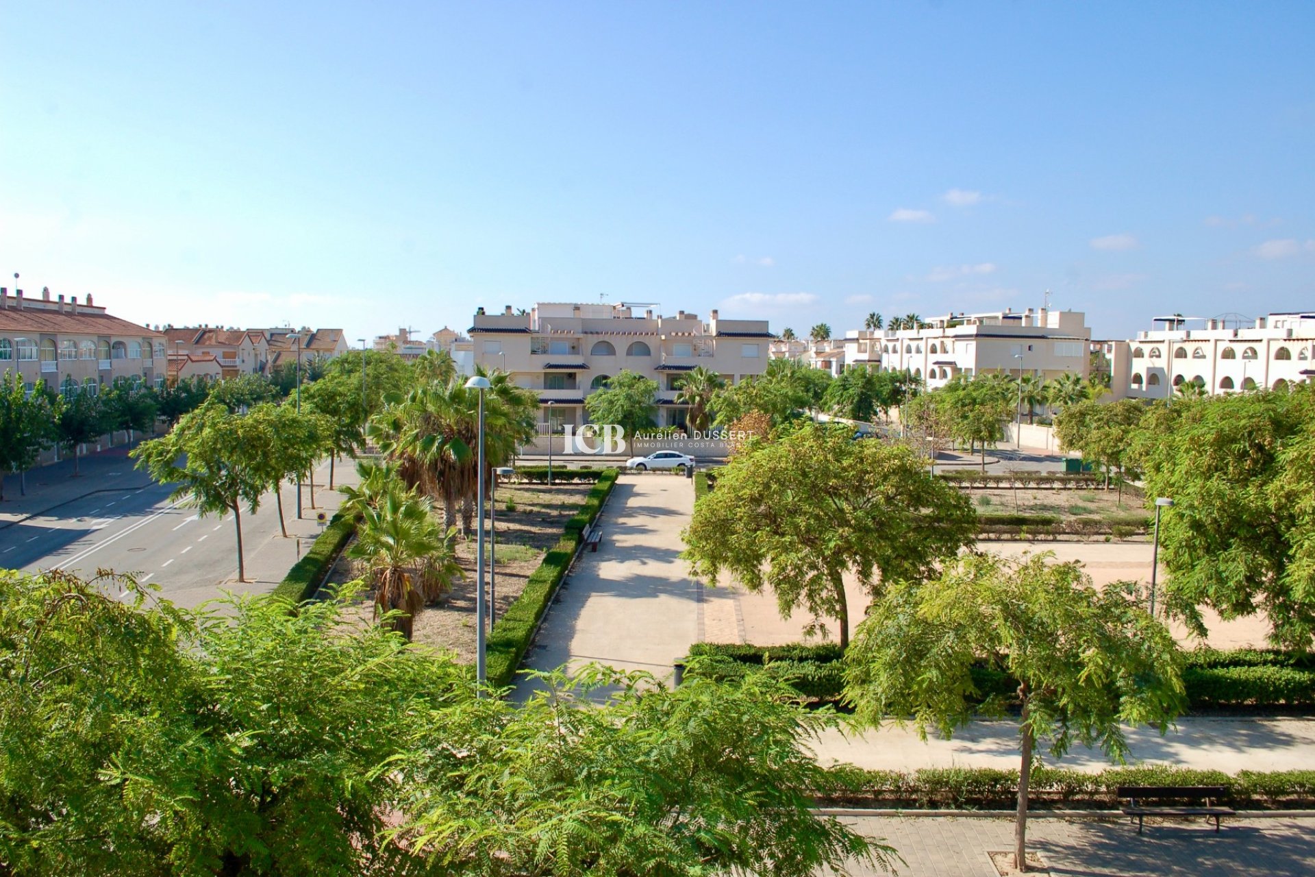 Resale - Apartment / flat -
Mil Palmeras
