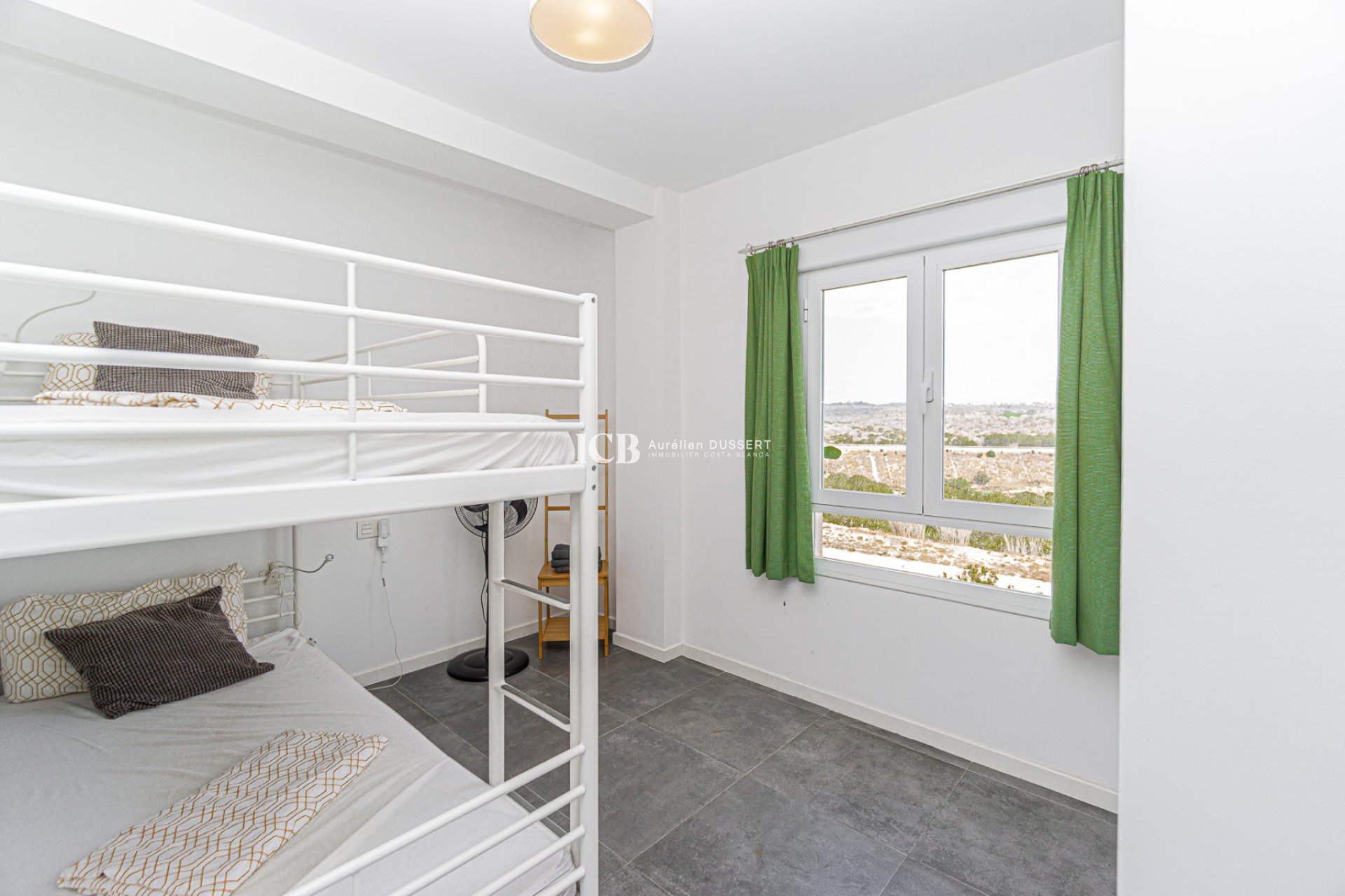 Resale - Apartment / flat -
Orihuela Costa - Campoamor beach