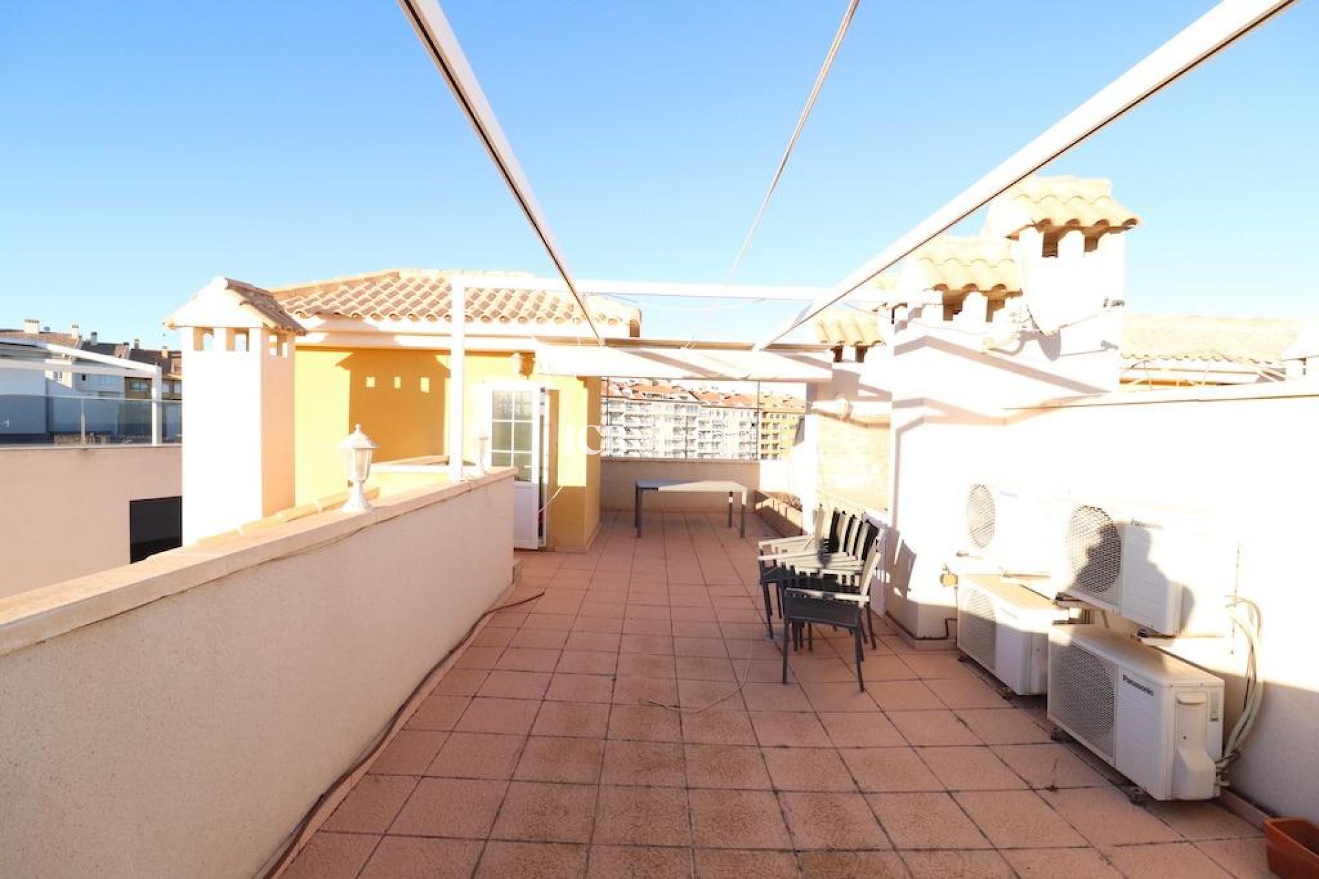 Resale - Apartment / flat -
Orihuela Costa - Campoamor