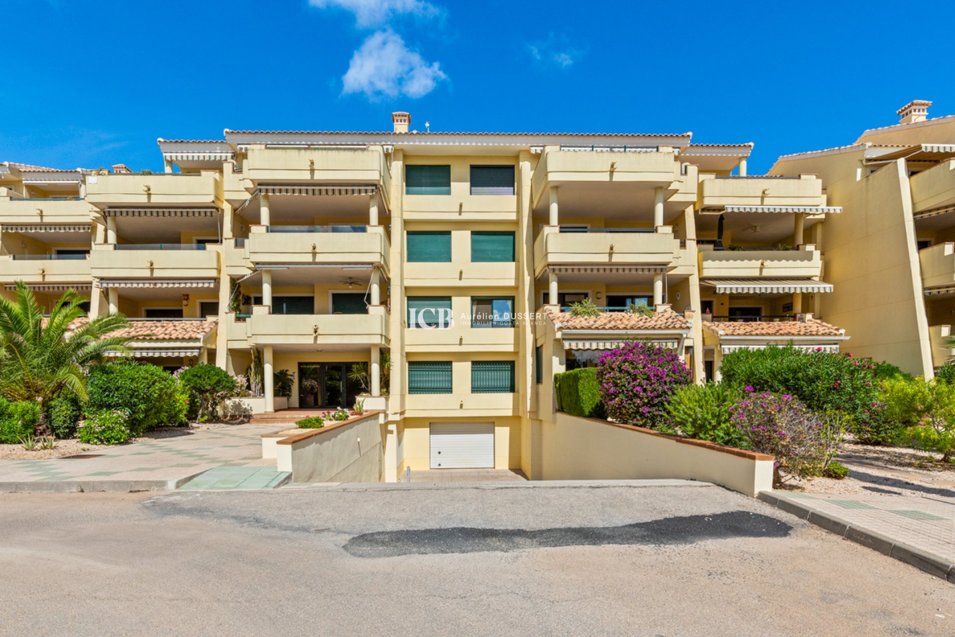 Resale - Apartment / flat -
Orihuela Costa - Campoamor