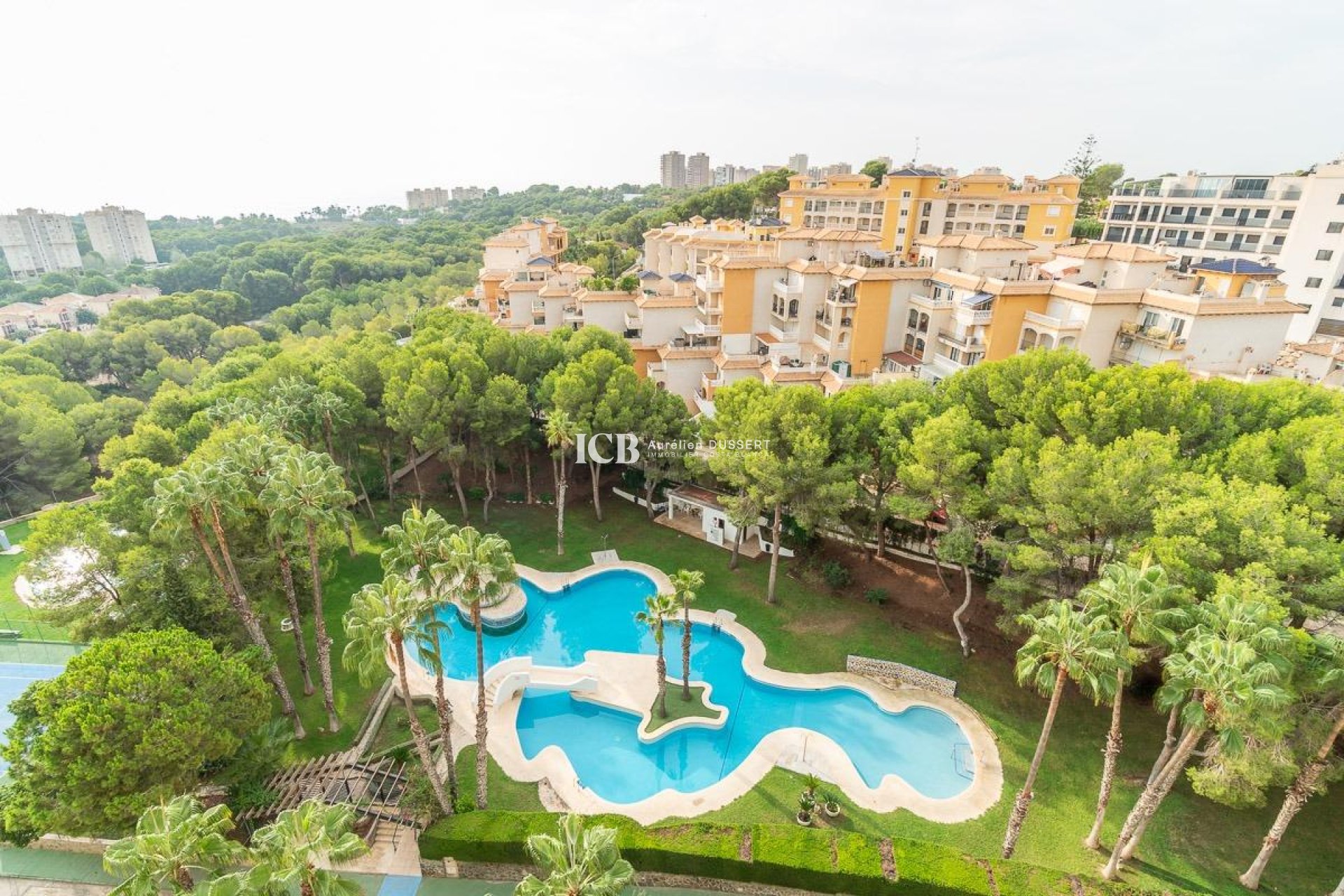 Resale - Apartment / flat -
Orihuela Costa - Campoamor