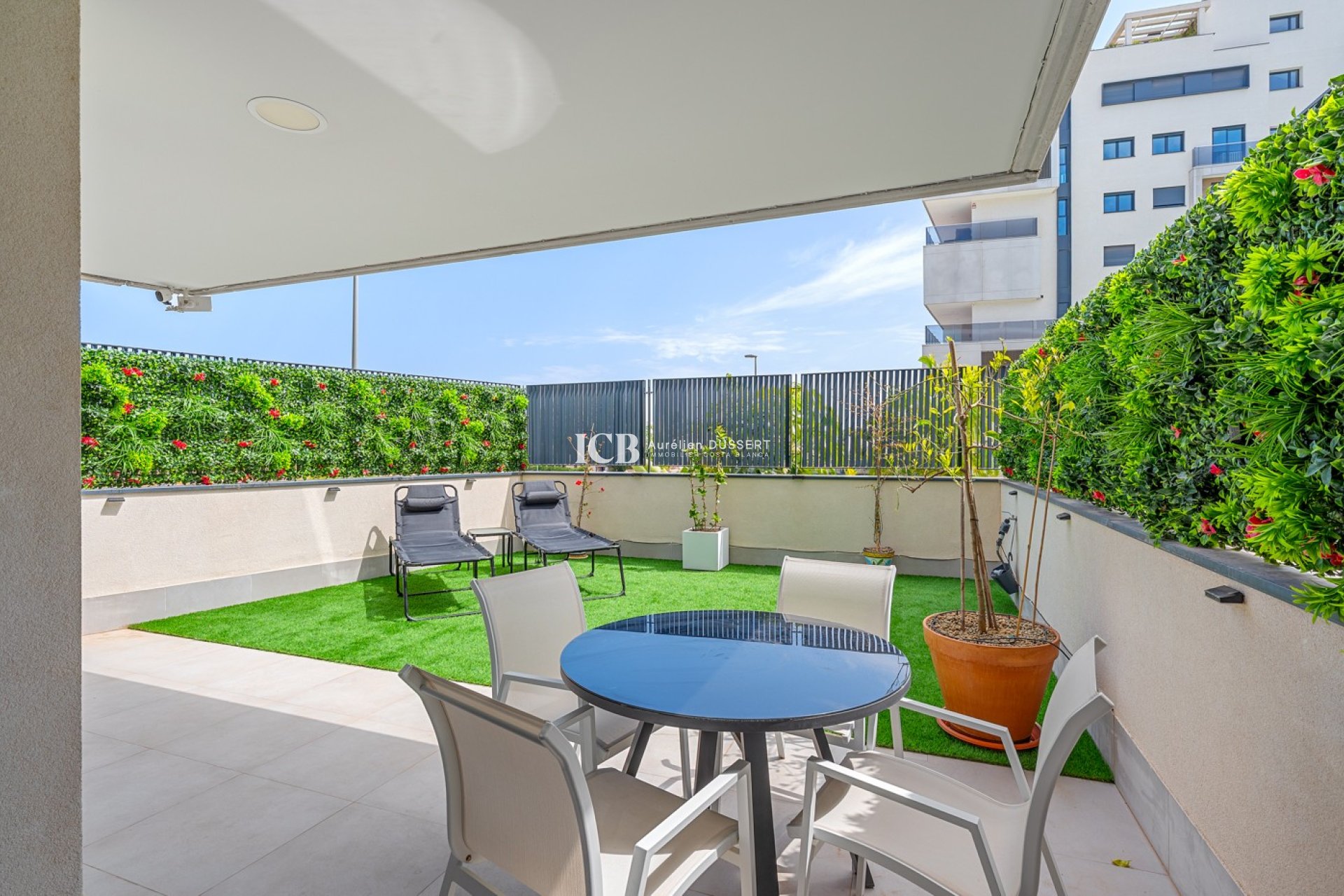 Resale - Apartment / flat -
Orihuela Costa - Campoamor