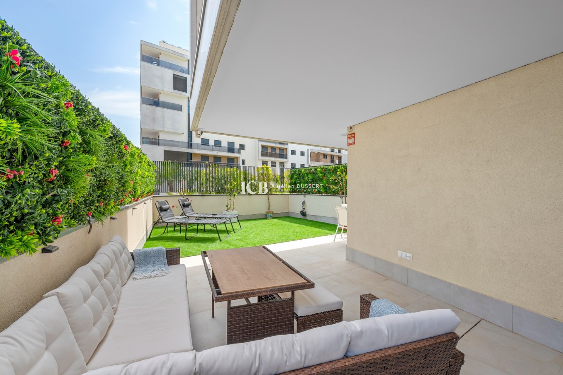 Resale - Apartment / flat -
Orihuela Costa - Campoamor