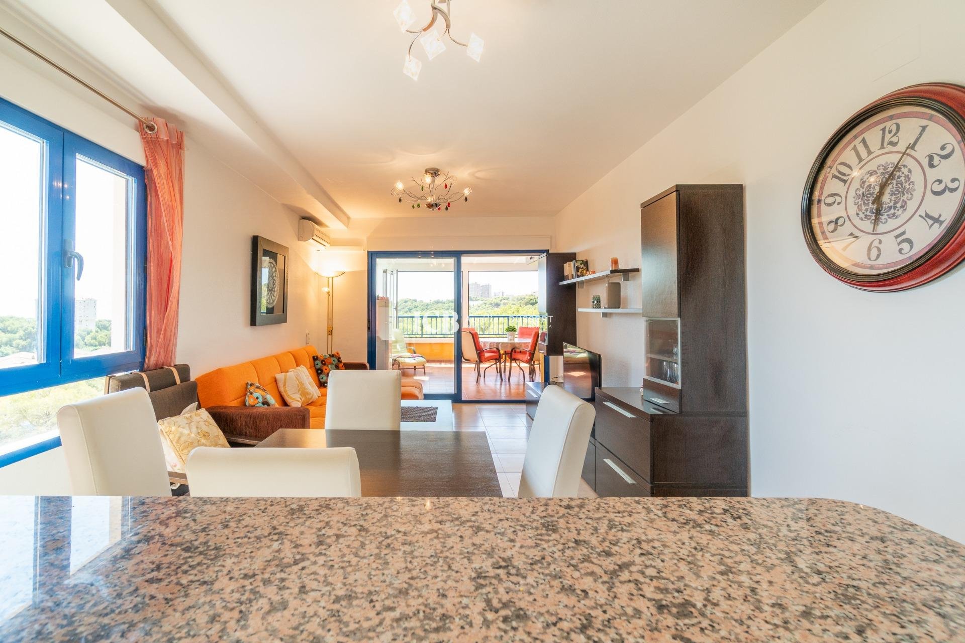 Resale - Apartment / flat -
Orihuela Costa - Campoamor