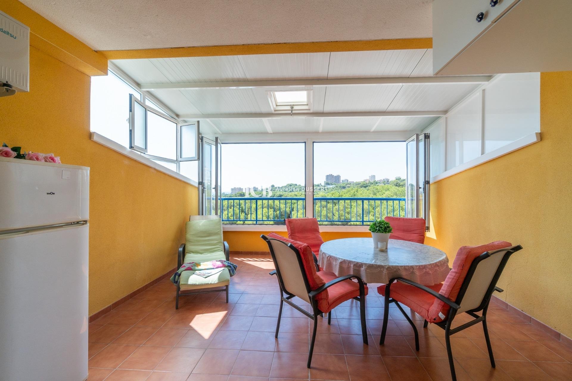 Resale - Apartment / flat -
Orihuela Costa - Campoamor