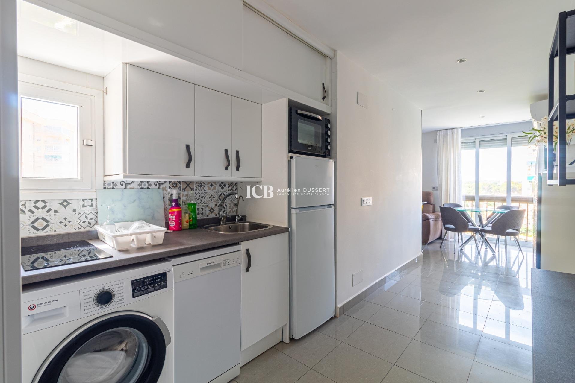 Resale - Apartment / flat -
Orihuela Costa - Campoamor