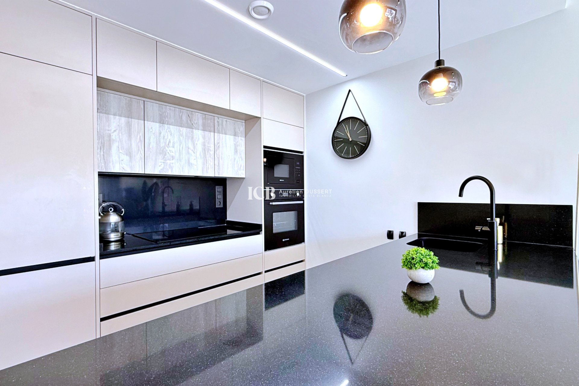 Resale - Apartment / flat -
Orihuela Costa - La Ciñuelica