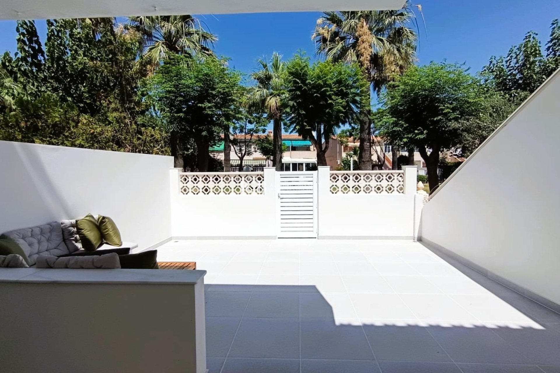 Resale - Apartment / flat -
Orihuela Costa - La Regia