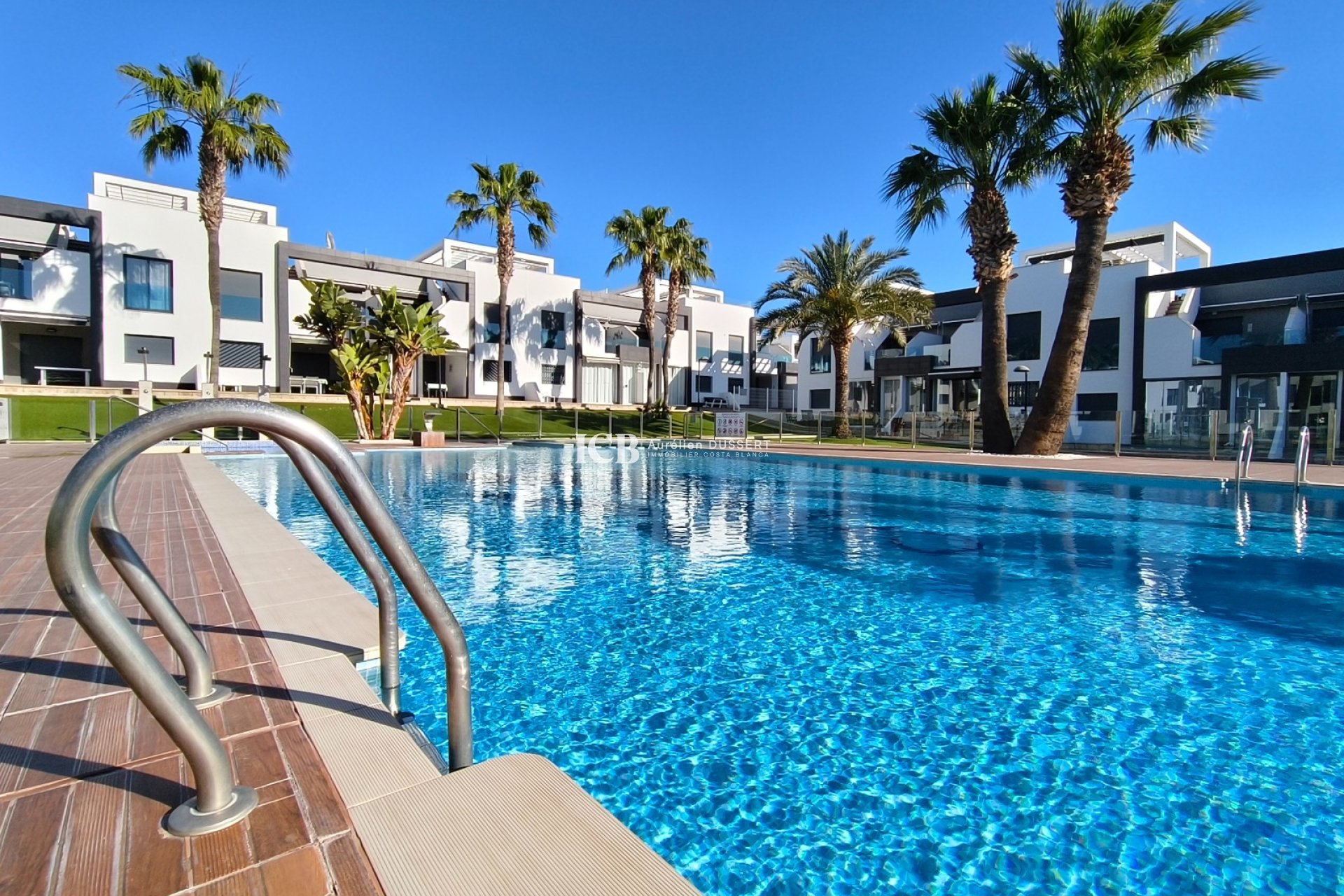 Resale - Apartment / flat -
Orihuela Costa - La Zenia