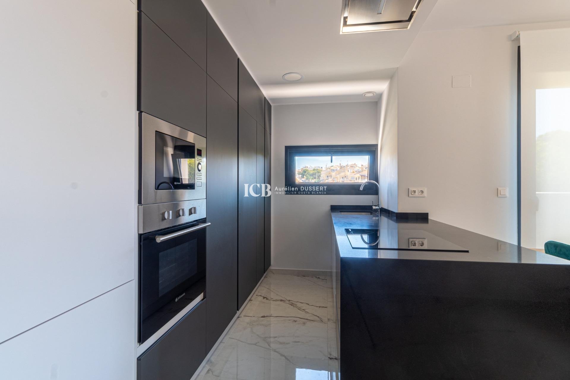 Resale - Apartment / flat -
Orihuela Costa - Los Almendros-La Florida