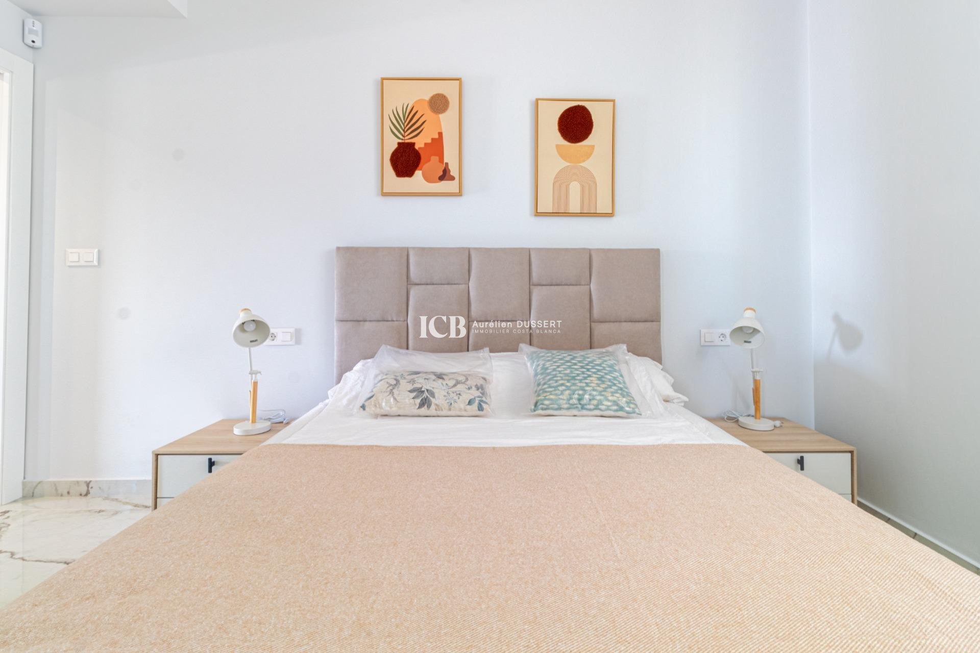 Resale - Apartment / flat -
Orihuela Costa - Los Almendros-La Florida