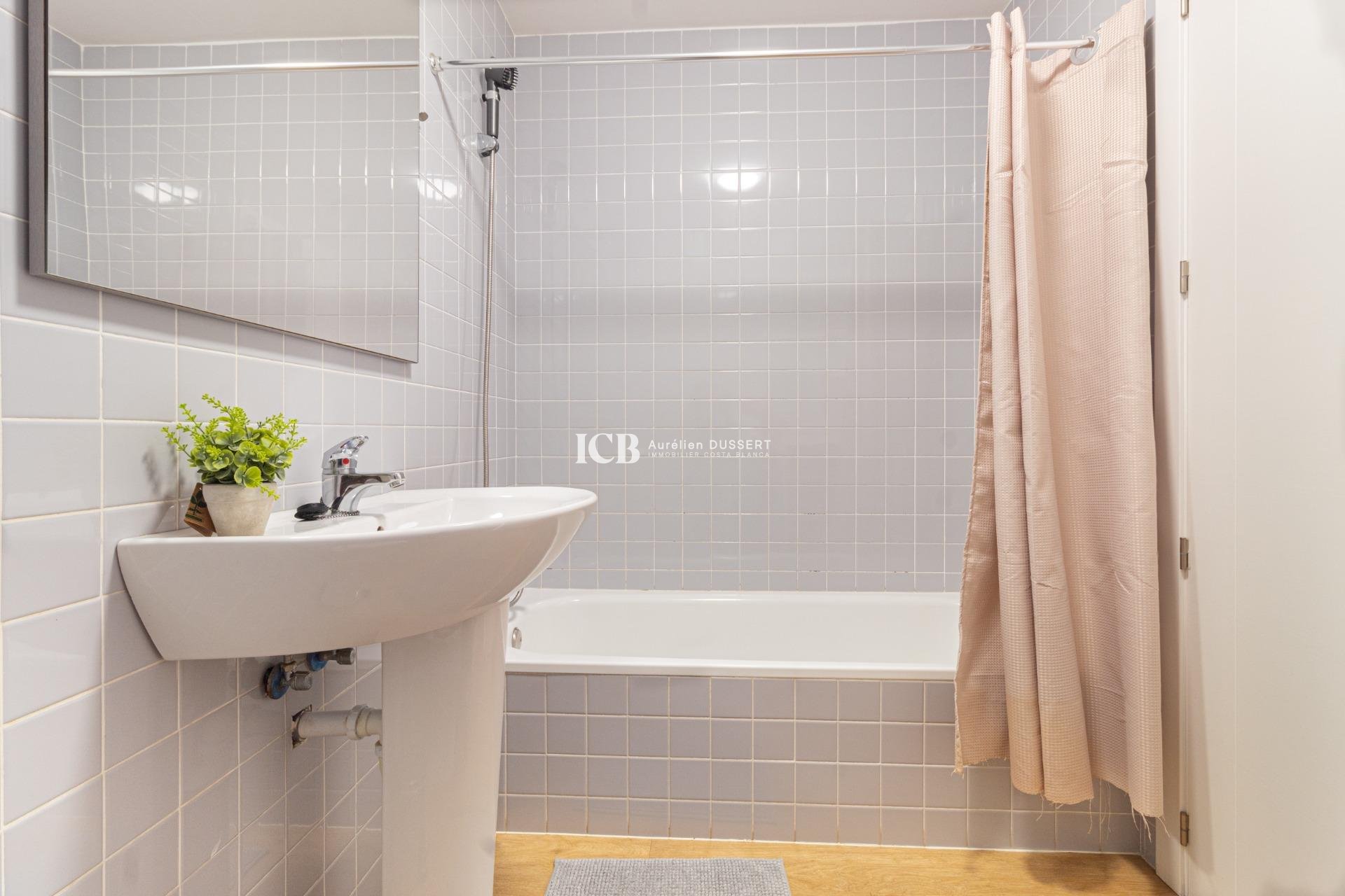 Resale - Apartment / flat -
Orihuela Costa - Los Dolses