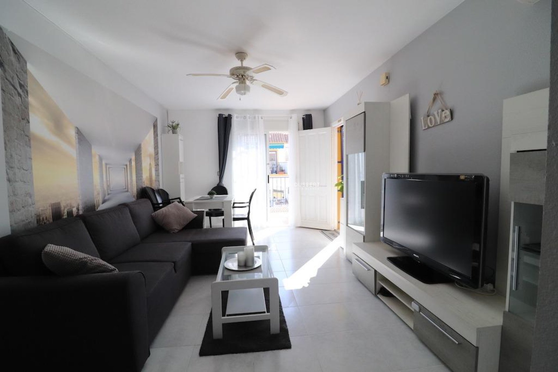 Resale - Apartment / flat -
Orihuela Costa - Playa Flamenca