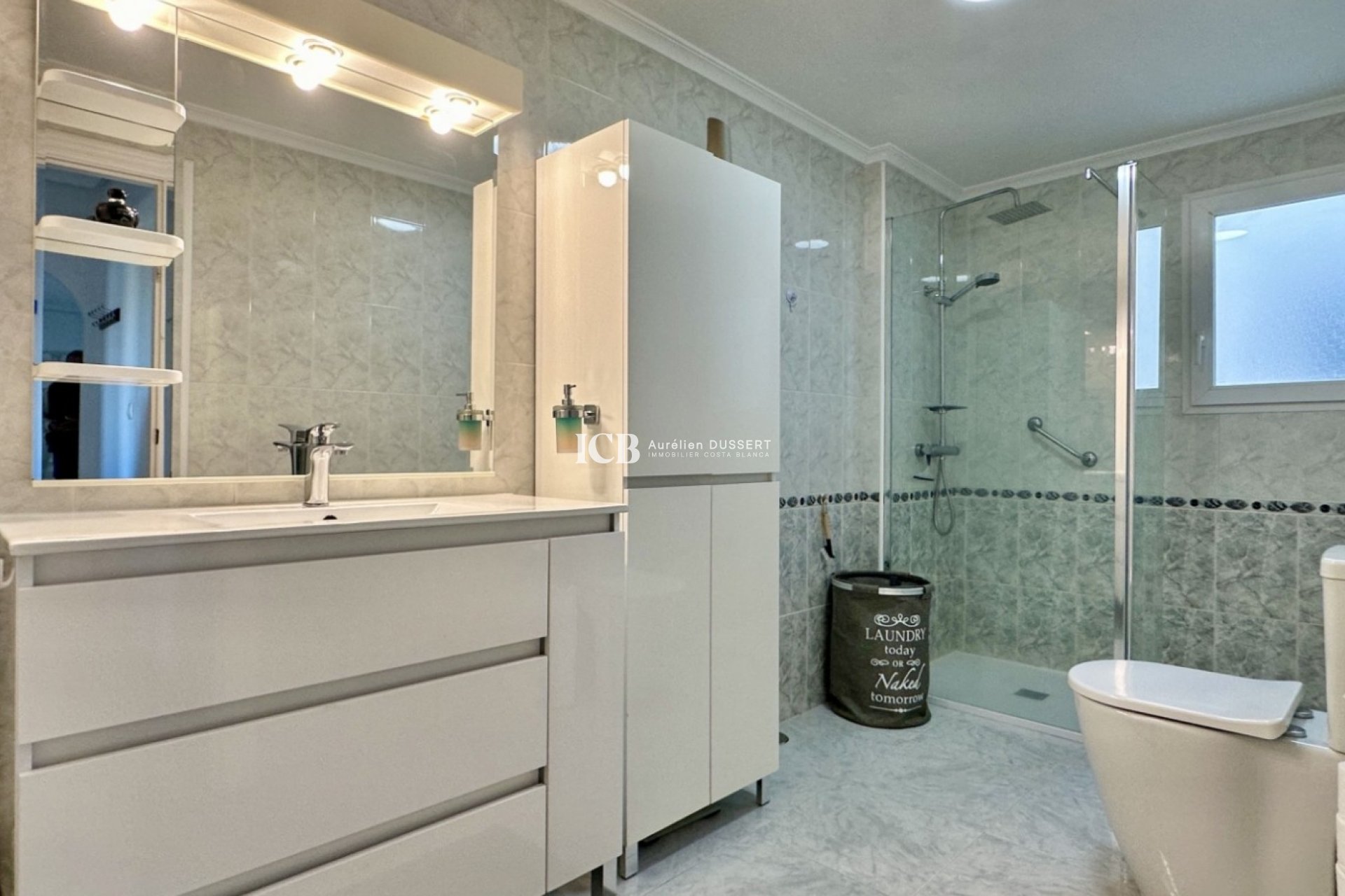 Resale - Apartment / flat -
Orihuela Costa - Playa Flamenca