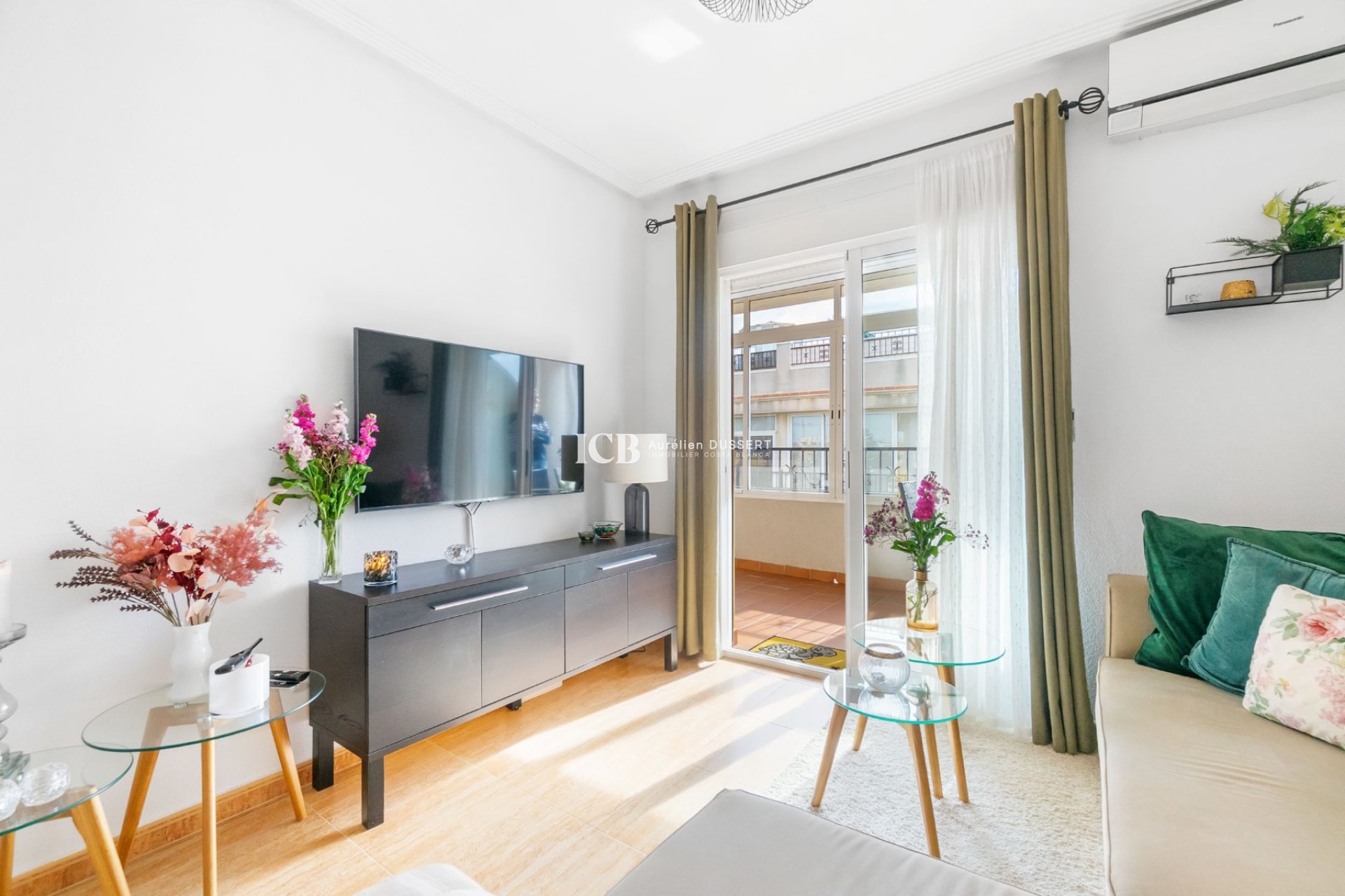 Resale - Apartment / flat -
Orihuela Costa - Playa Flamenca