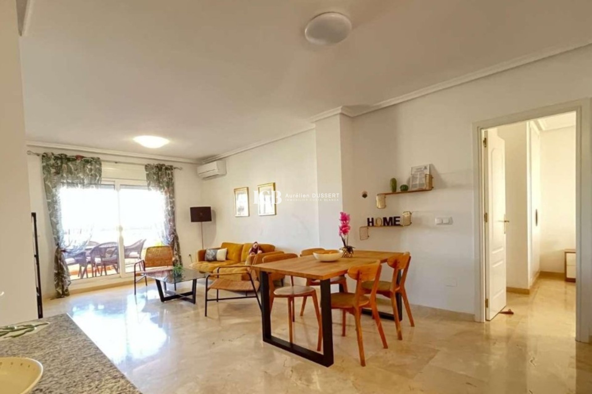 Resale - Apartment / flat -
Orihuela Costa - Playa Flamenca