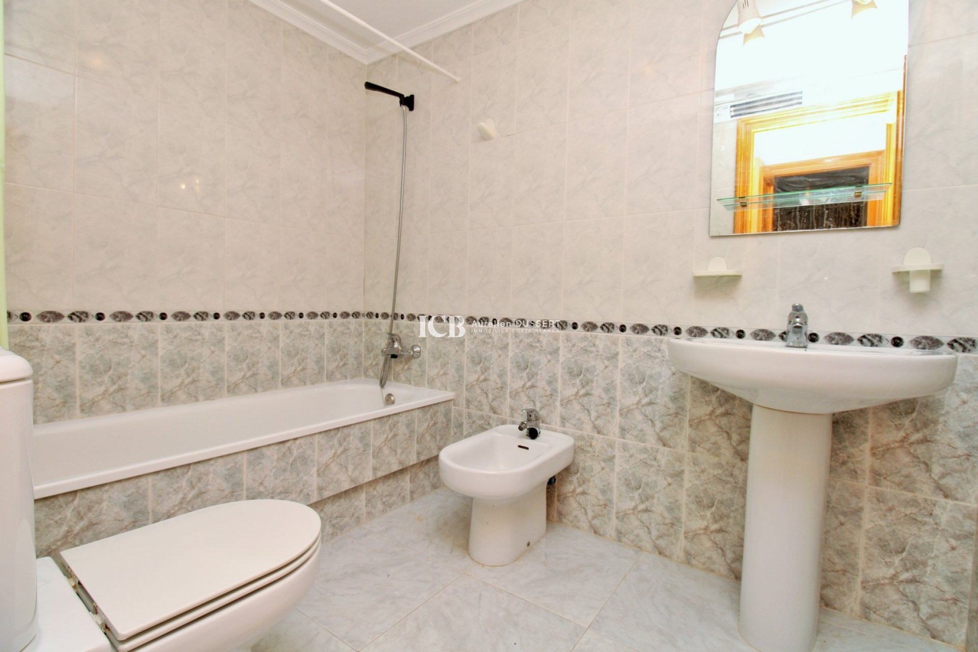 Resale - Apartment / flat -
Orihuela Costa - Playa Flamenca