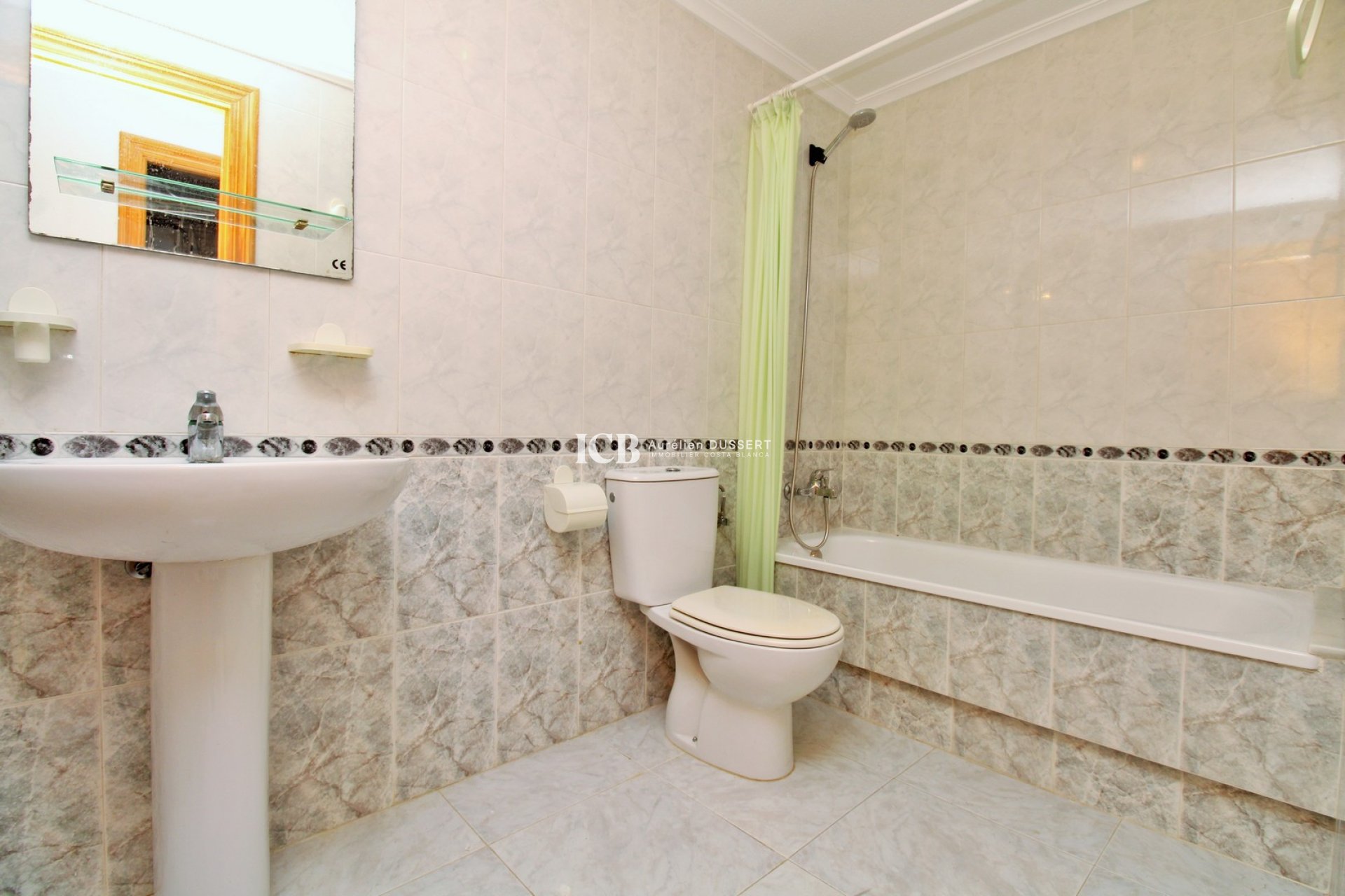 Resale - Apartment / flat -
Orihuela Costa - Playa Flamenca