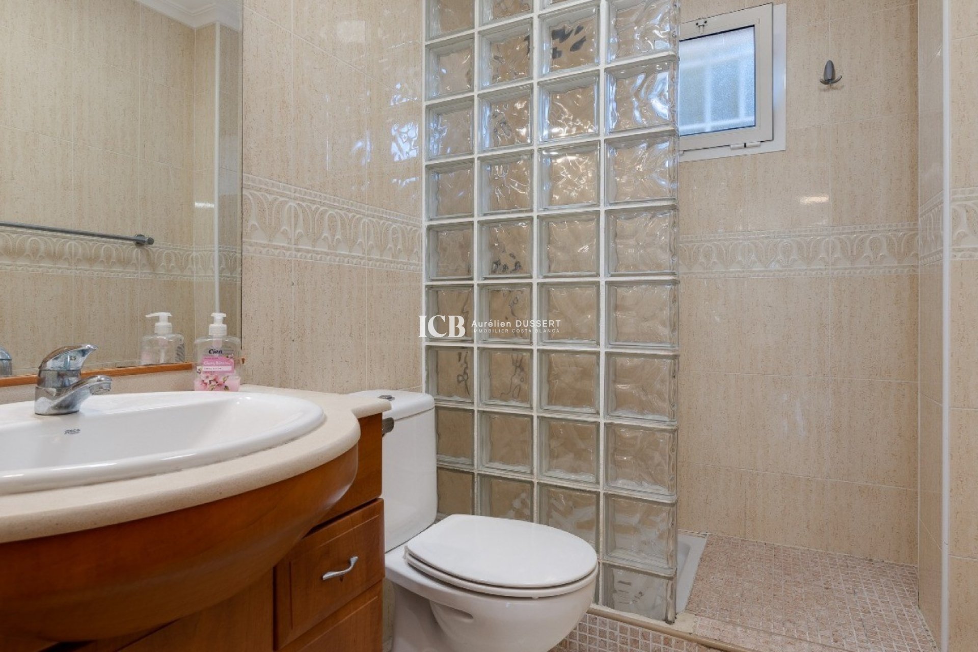 Resale - Apartment / flat -
Orihuela Costa - Playa Flamenca