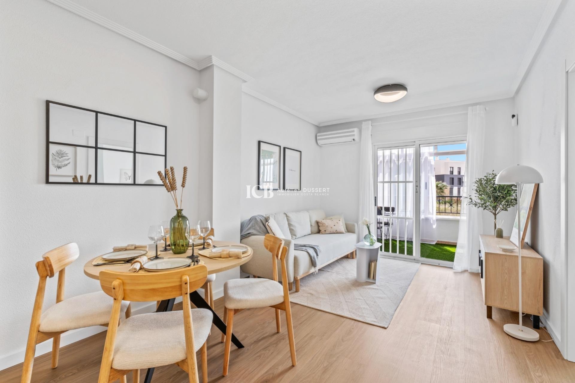 Resale - Apartment / flat -
Orihuela Costa - Playa Flamenca