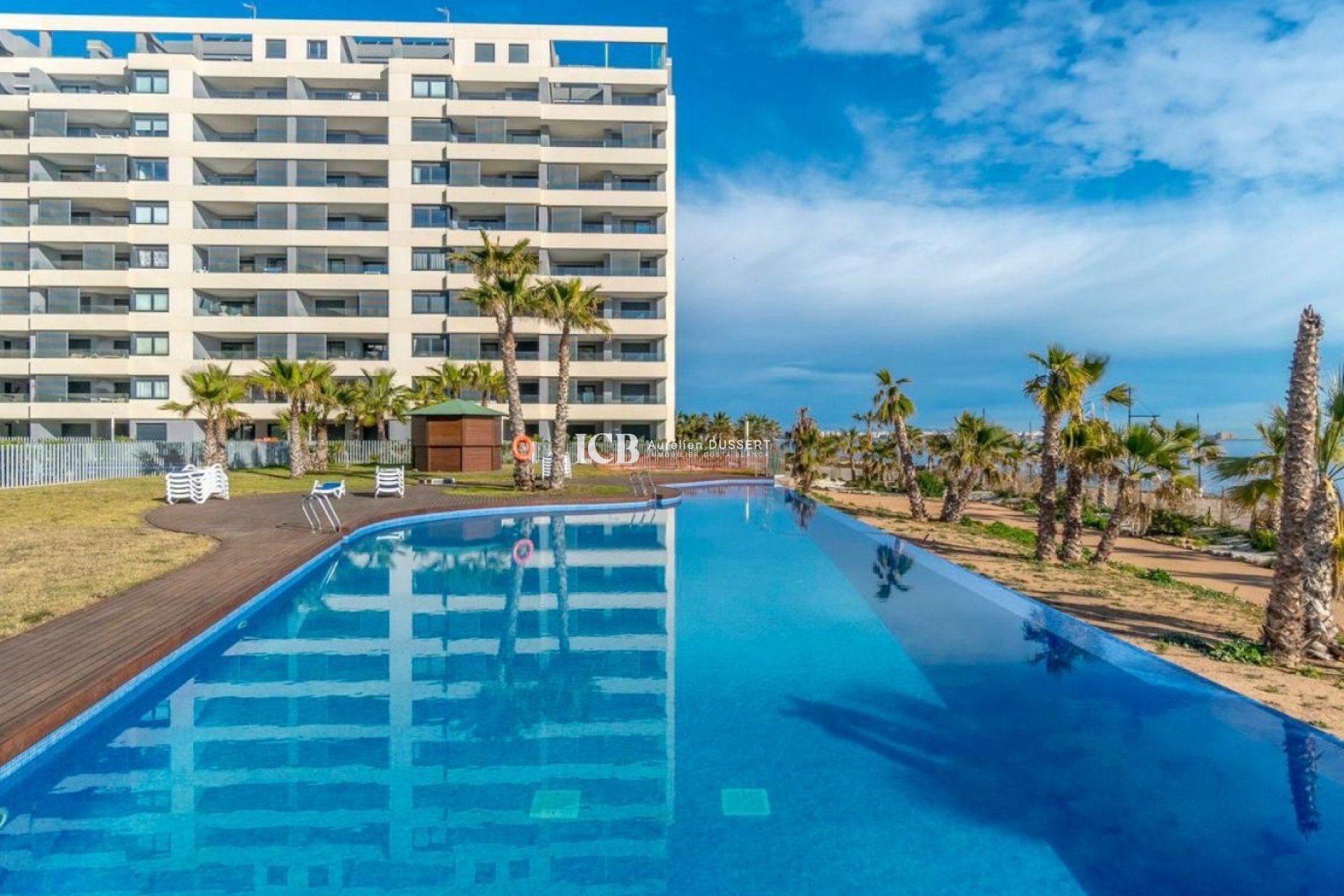 Resale - Apartment / flat -
Orihuela Costa - Punta prima