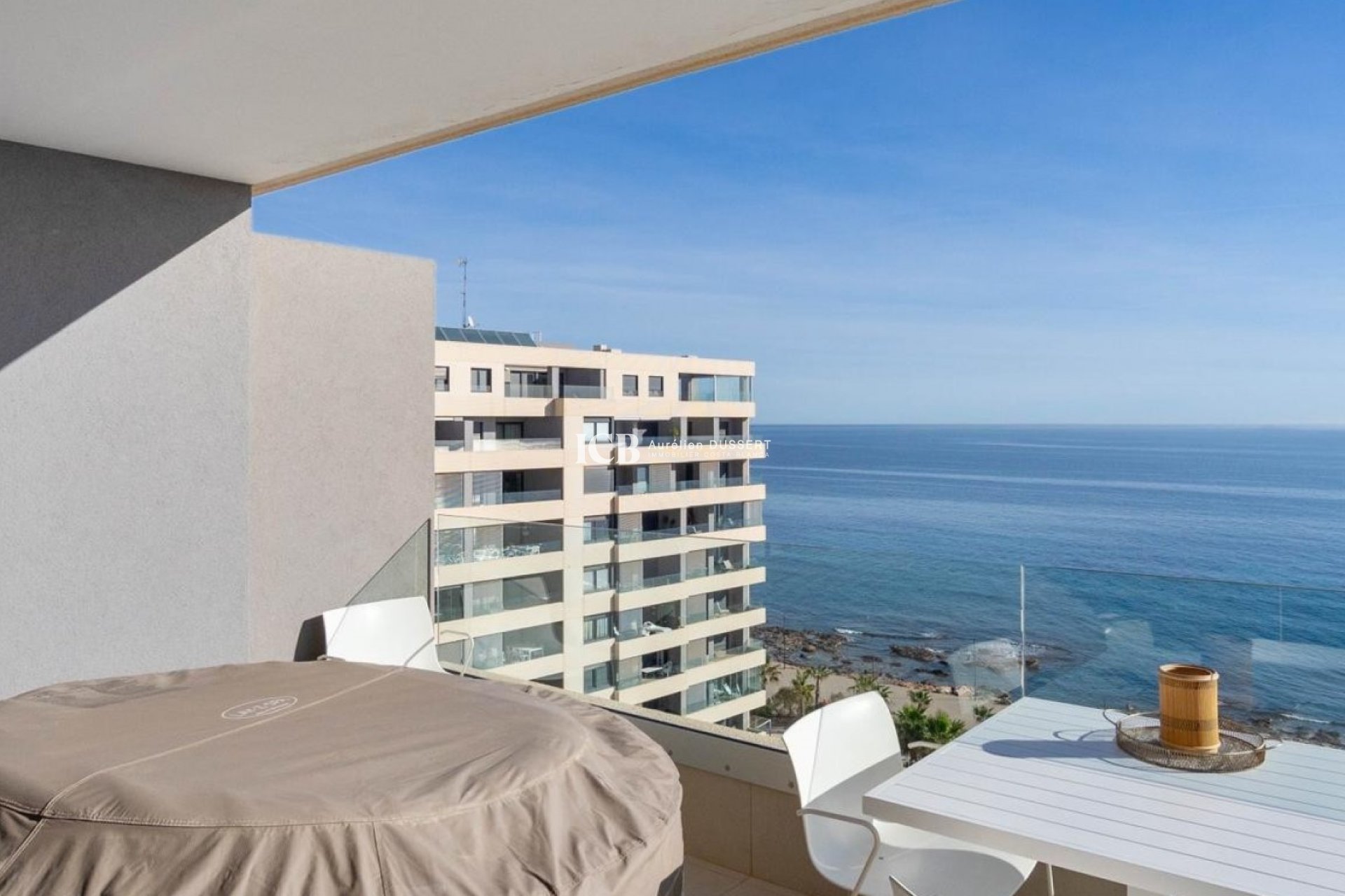 Resale - Apartment / flat -
Orihuela Costa - Punta prima