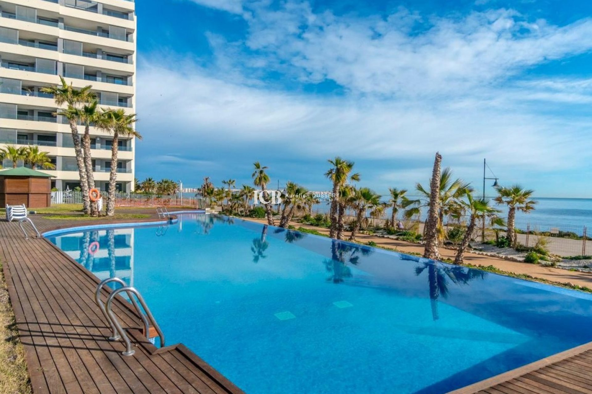 Resale - Apartment / flat -
Orihuela Costa - Punta prima