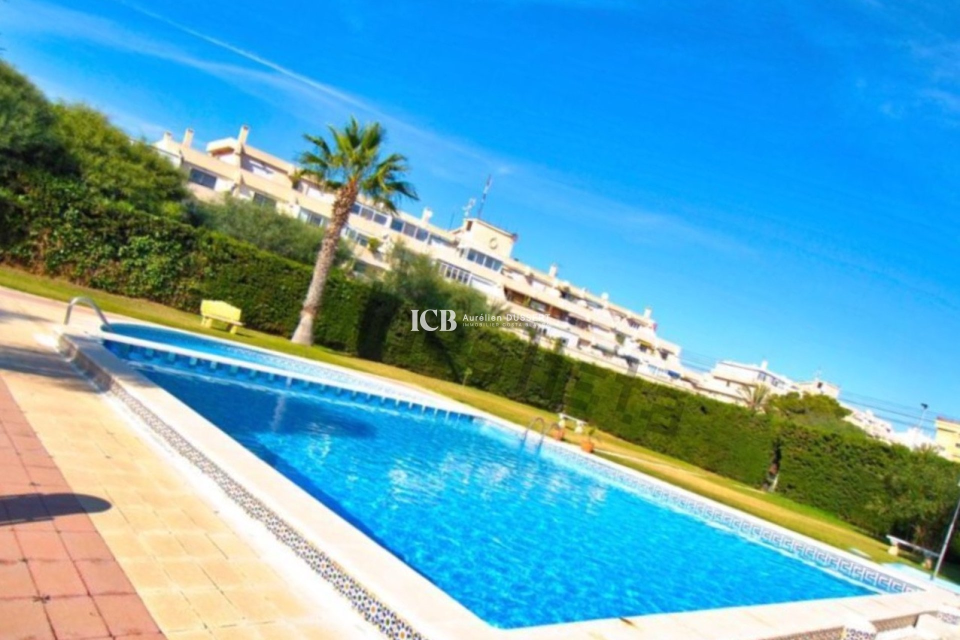 Resale - Apartment / flat -
Orihuela Costa - Punta prima