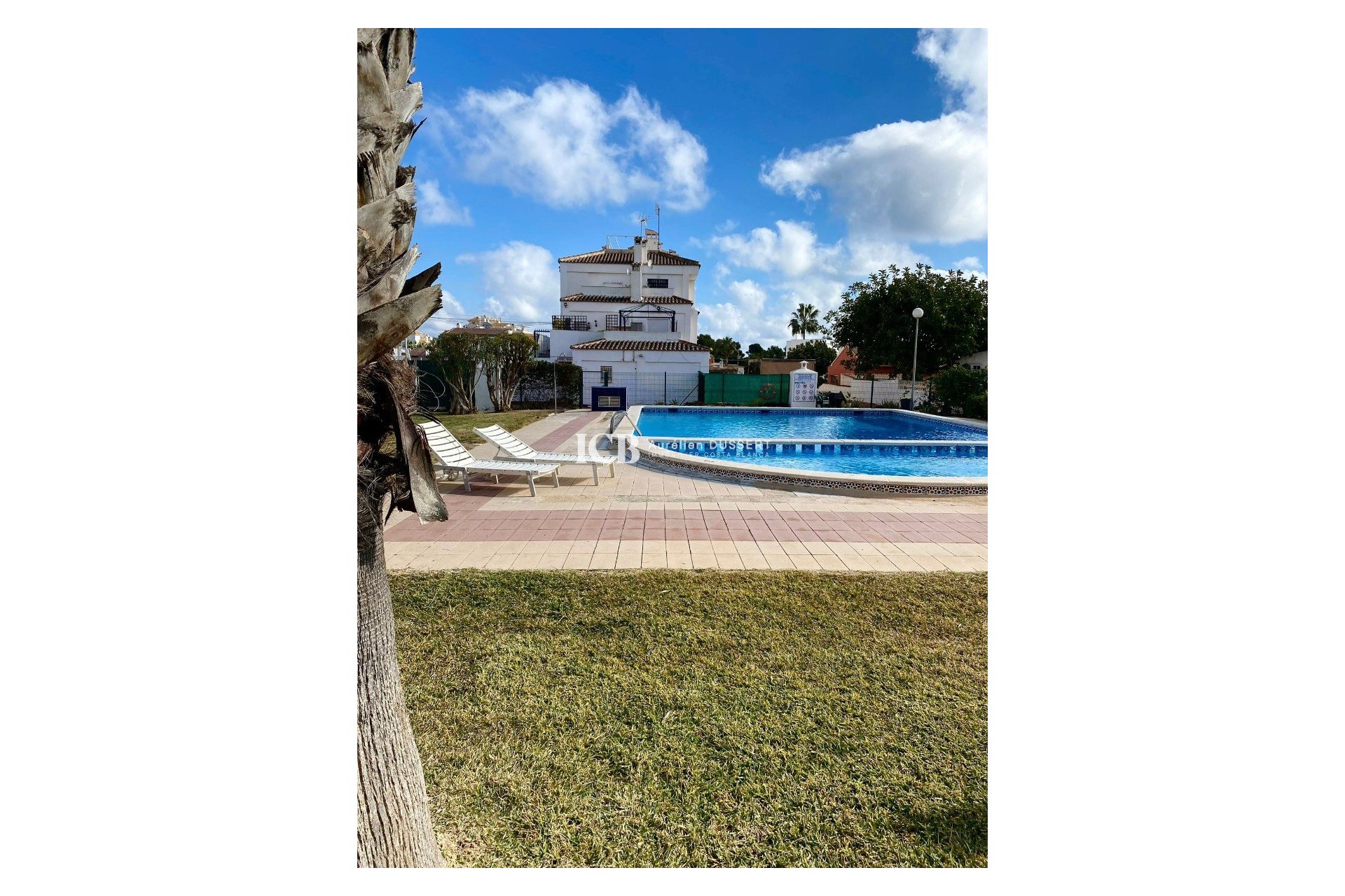 Resale - Apartment / flat -
Orihuela Costa - Punta prima