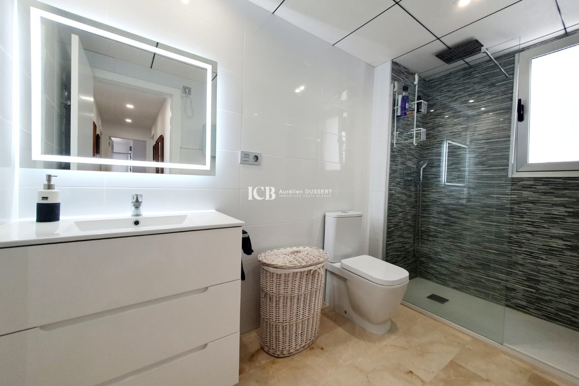 Resale - Apartment / flat -
Orihuela Costa - Villamartín-Las Filipinas