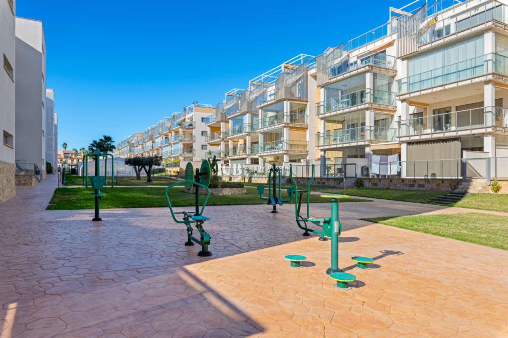 Resale - Apartment / flat -
Orihuela Costa - Villamartín