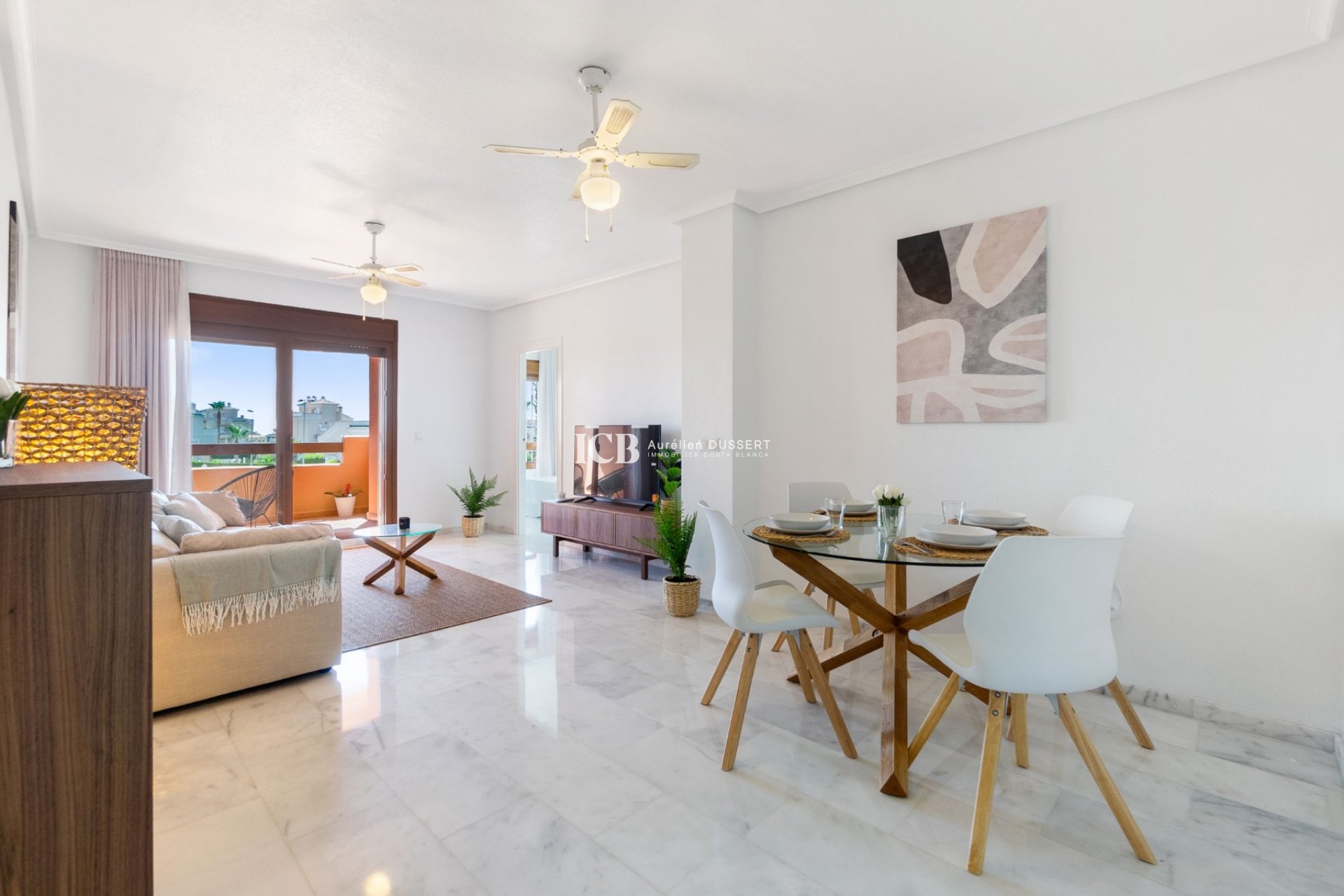 Resale - Apartment / flat -
Orihuela Costa - Villamartín