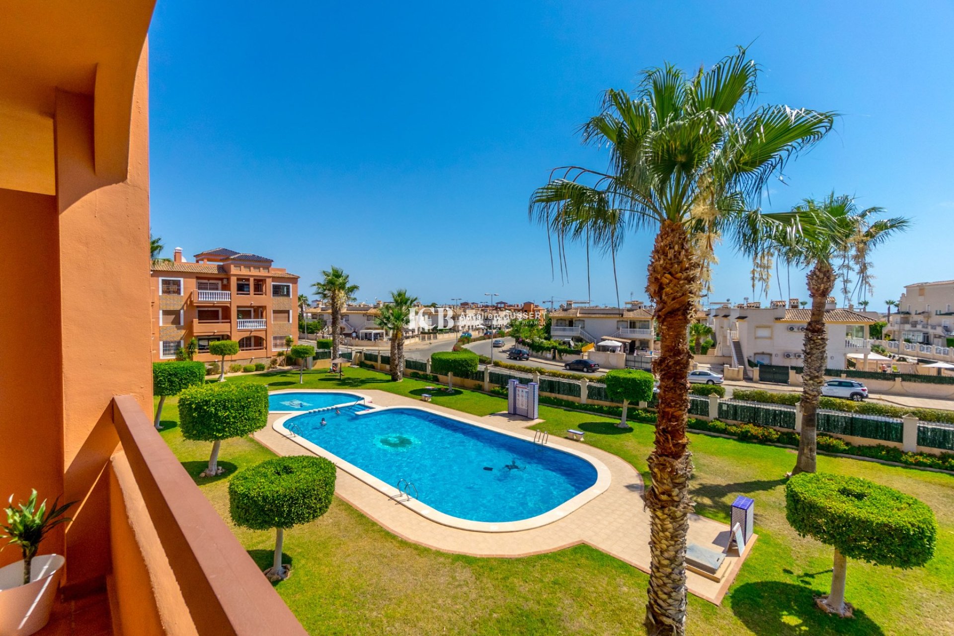 Resale - Apartment / flat -
Orihuela Costa - Villamartín