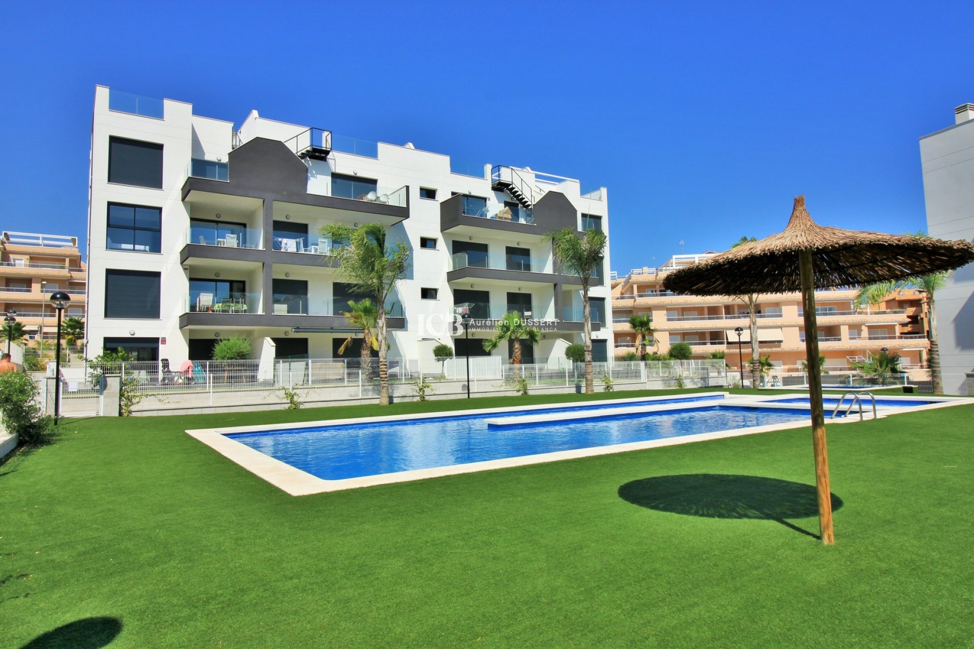 Resale - Apartment / flat -
Orihuela Costa - Villamartín