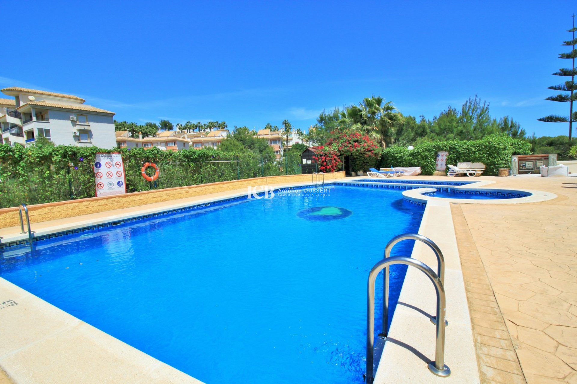 Resale - Apartment / flat -
Orihuela Costa - Villamartín